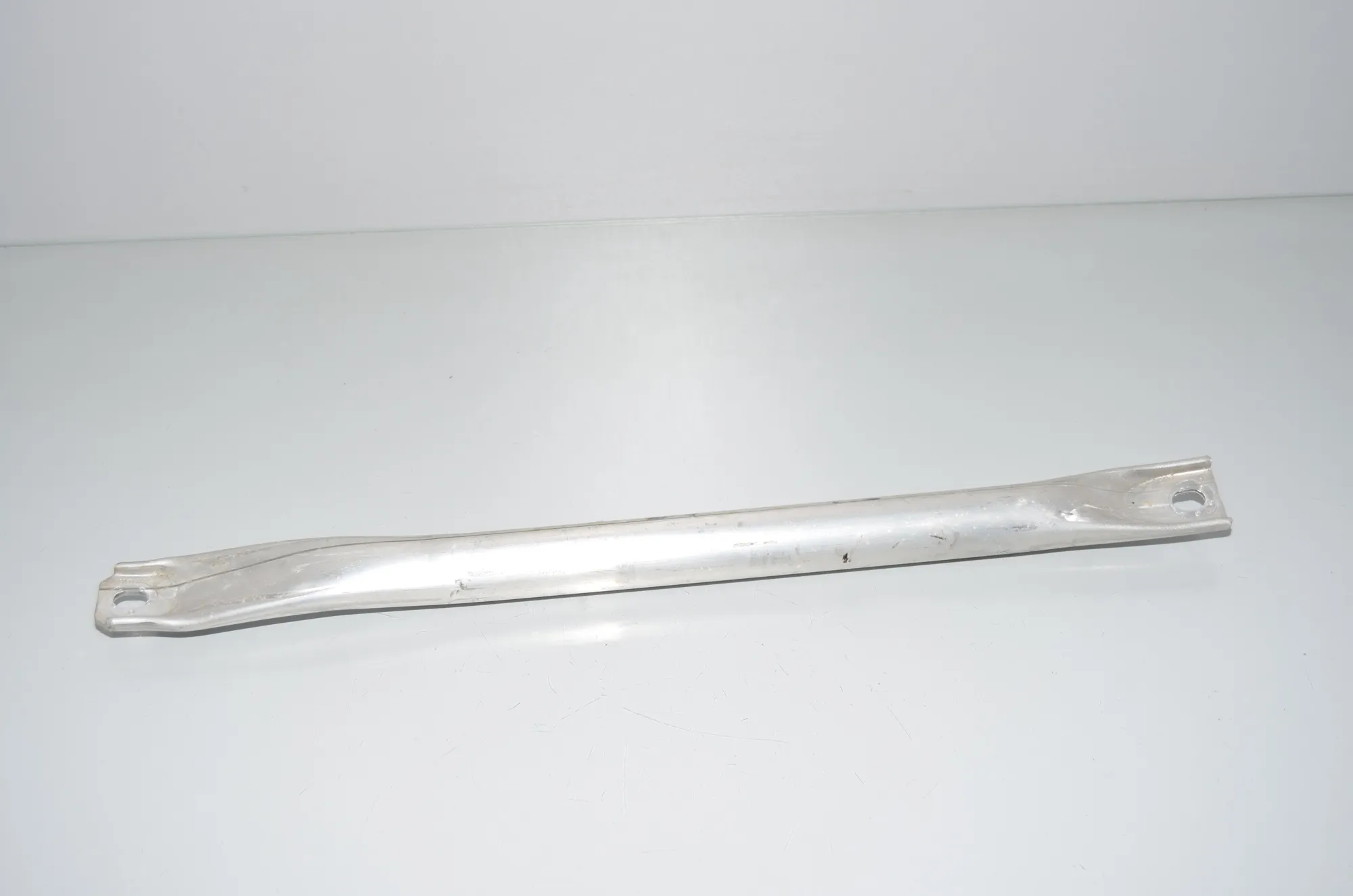 Other Engine Compartment Parts – OEM 7180316 · BMW 5 (F10) 525 d 2012 – 4