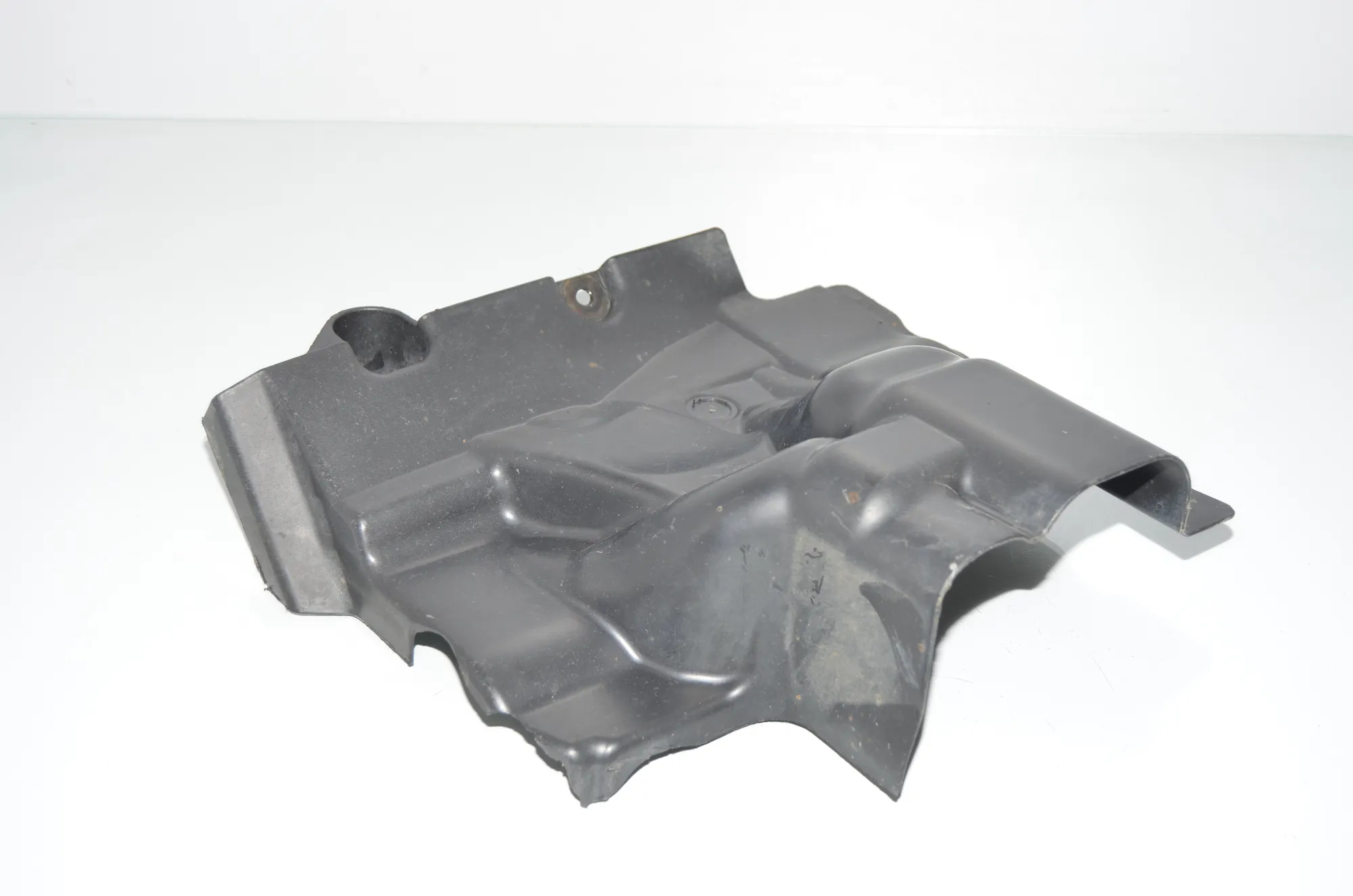 Control Arm Cover – OEM 7185170 · BMW 5 (F10) 525 d 2012 – 3