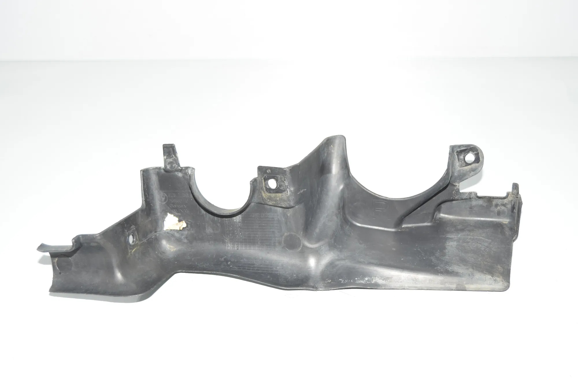Control Arm Cover – OEM 7267566 · BMW 5 (F10) 525 d 2012 – 2