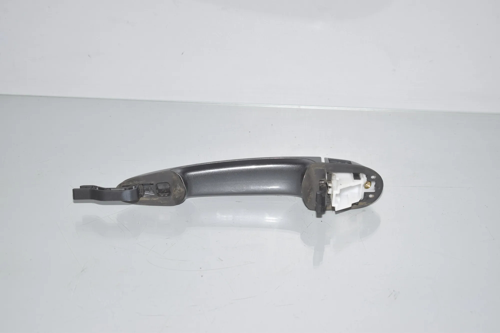 Rear Left Door Exterior Handle – OEM 7207561 · BMW 3 (F30, F80) 328 i xDrive 2012 – 3