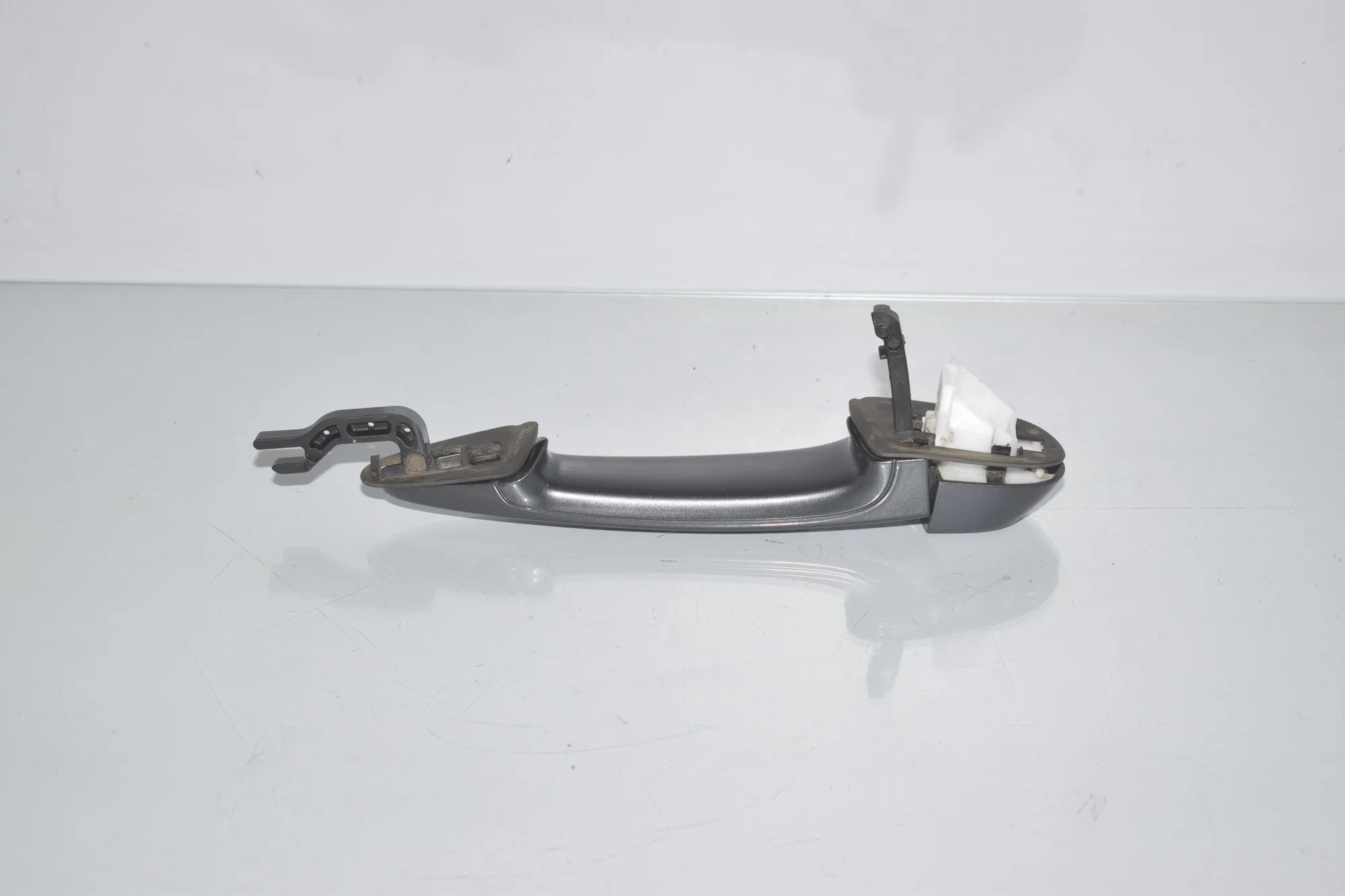 Rear Left Door Exterior Handle – OEM 7207561 · BMW 3 (F30, F80) 328 i xDrive 2012 – 2