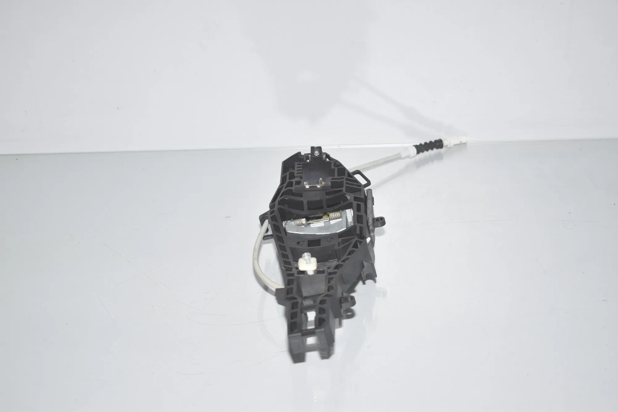 Rear Left Door Interior Handle Frame – OEM 7332267 · BMW 3 (F30, F80) 328 i xDrive 2012 – 4