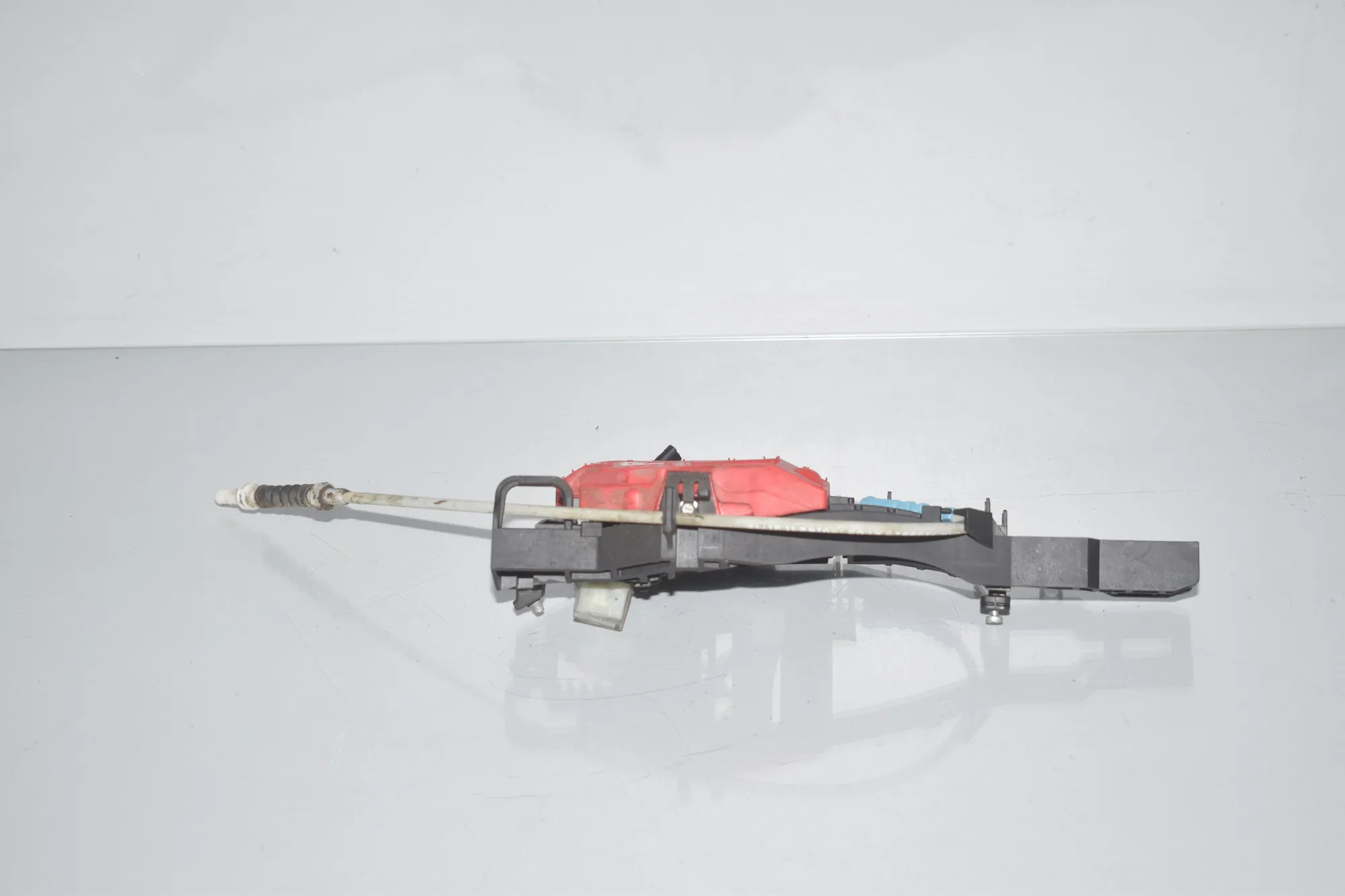 Rear Right Door Interior Handle Frame – OEM 7321640 · BMW 3 (F30, F80) 328 i xDrive 2012