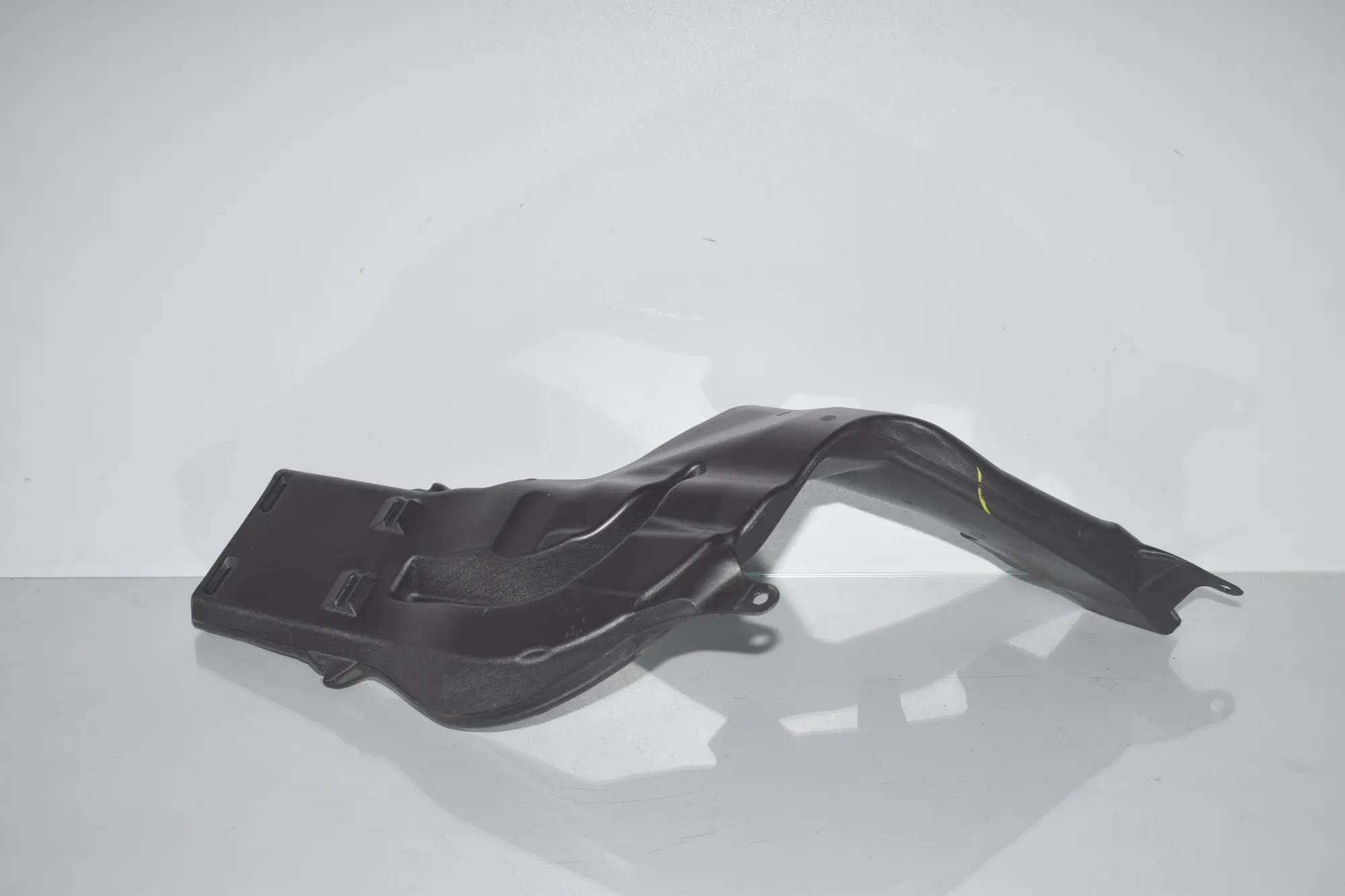 Air Intake Tube – OEM 7221929 · BMW 3 (F30, F80) 328 i xDrive 2012 – 2