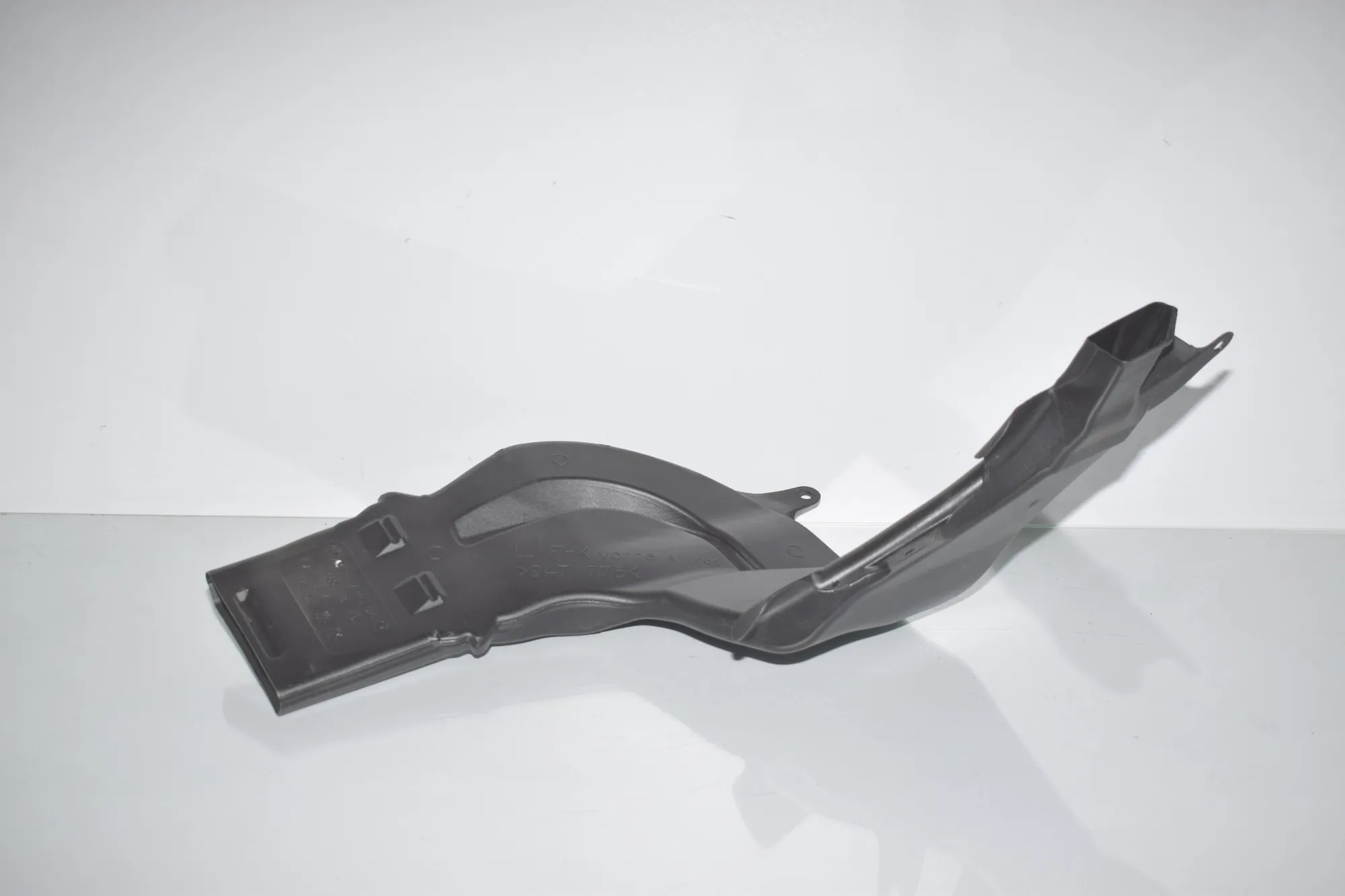 Air Intake Tube – OEM 7221929 · BMW 3 (F30, F80) 328 i xDrive 2012