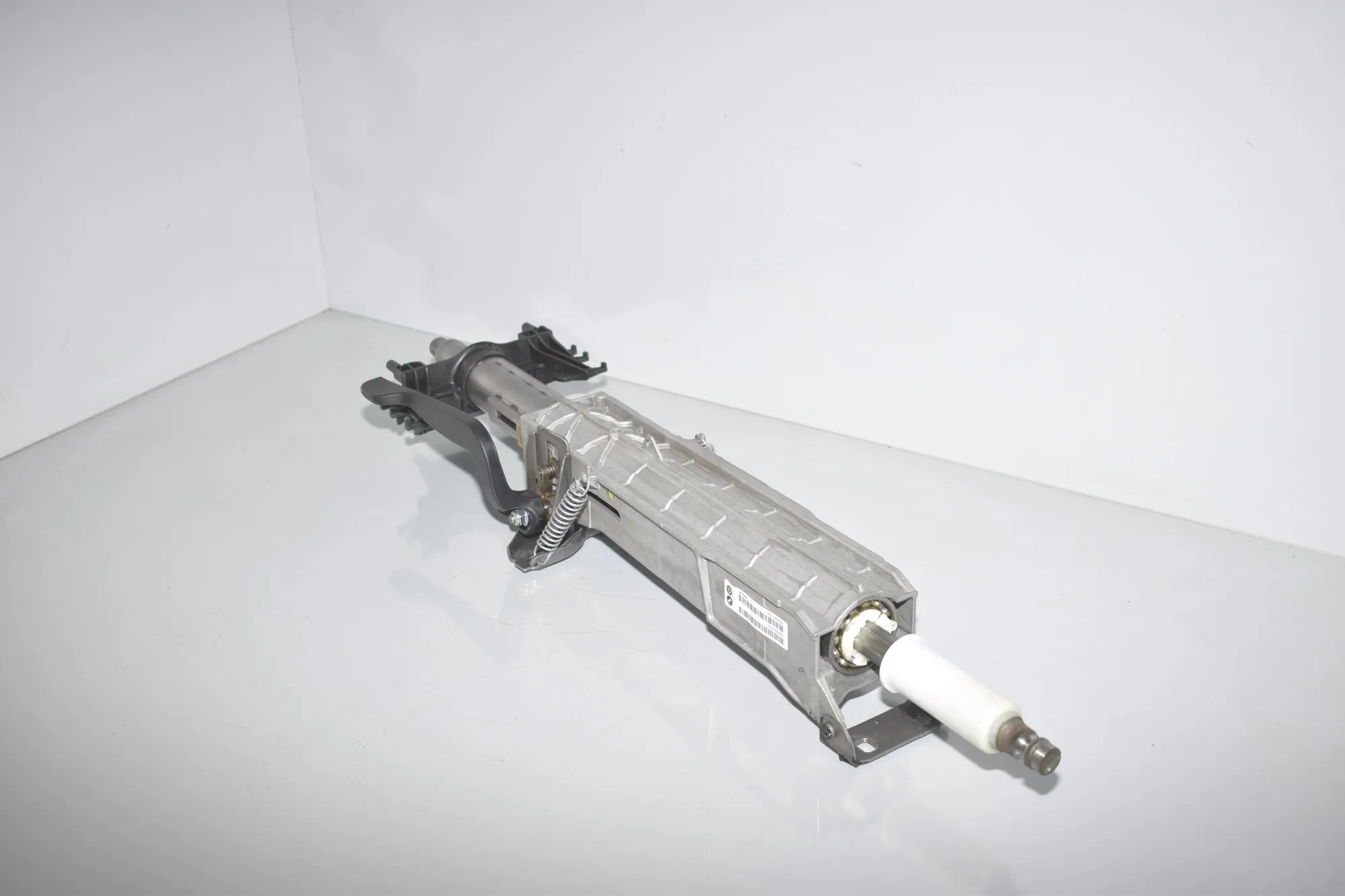 Steering Wheel Adjustment Mechanism – OEM 6854045 · BMW 3 (F30, F80) 328 i xDrive 2012 – 4