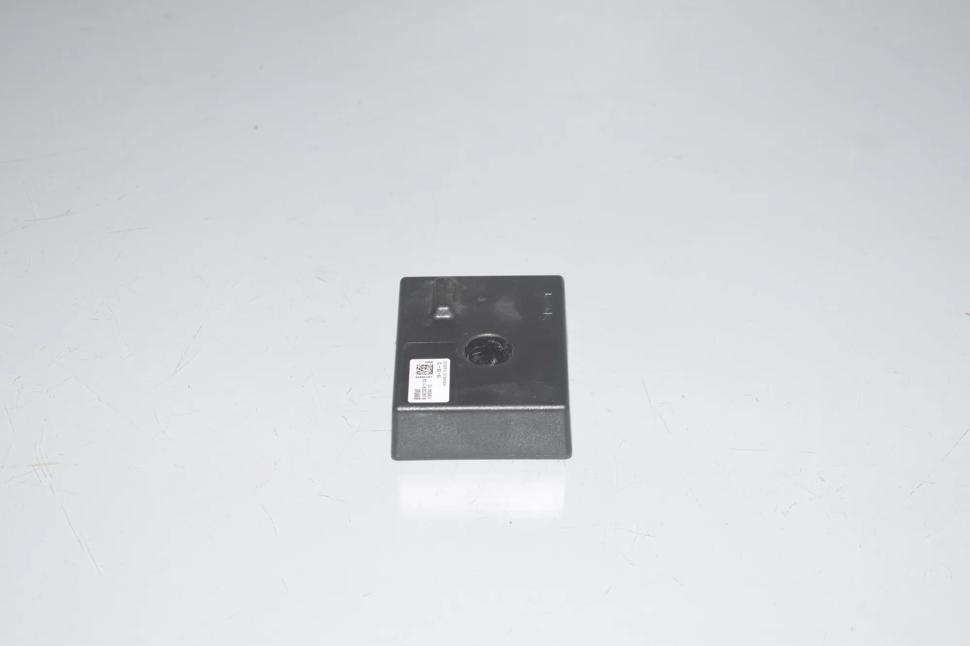 Antenna – OEM 9230911 · BMW 3 (F30, F80) 328 i xDrive 2012 – 2