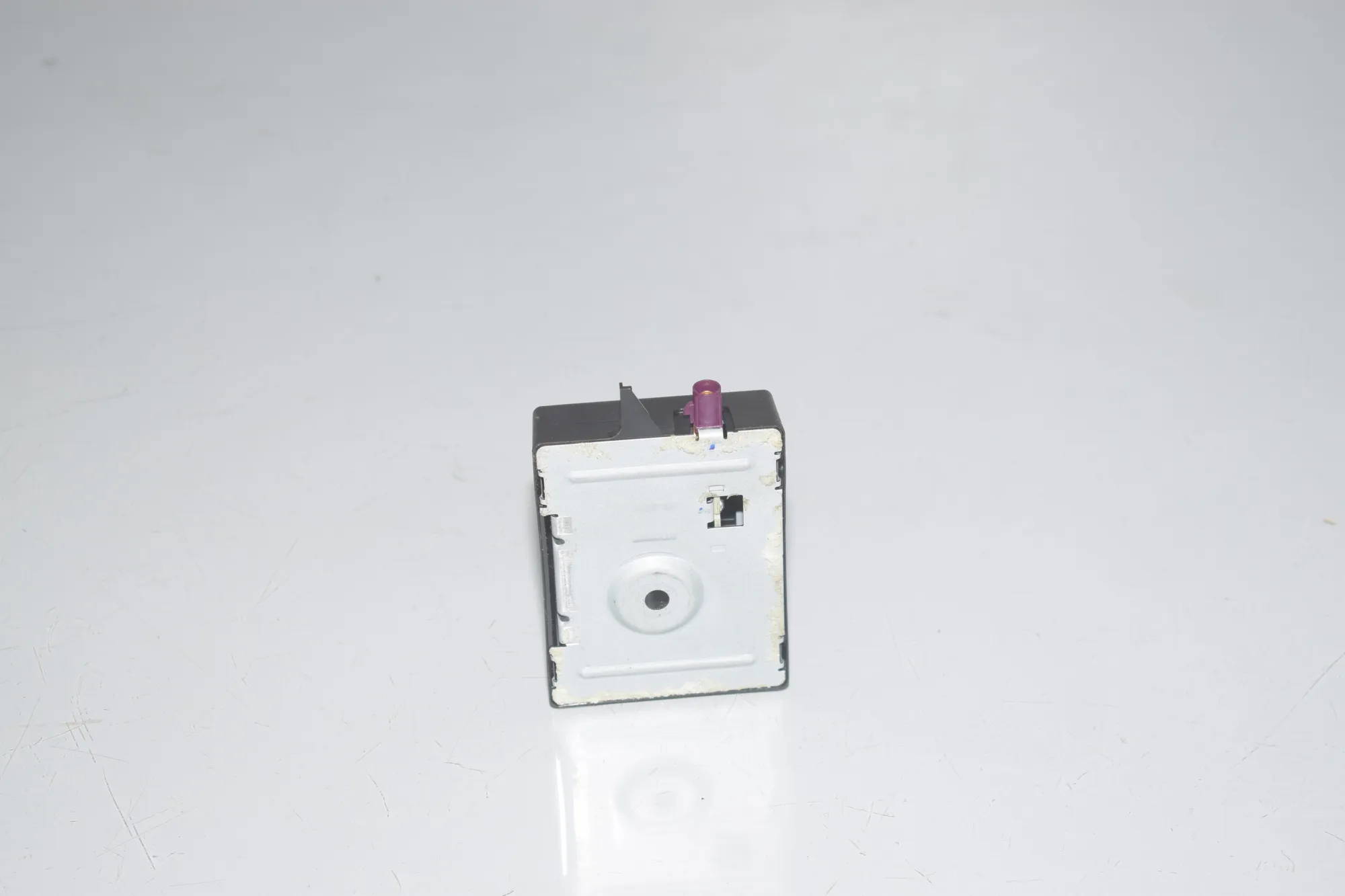 Antenna – OEM 9230911 · BMW 3 (F30, F80) 328 i xDrive 2012 – 3