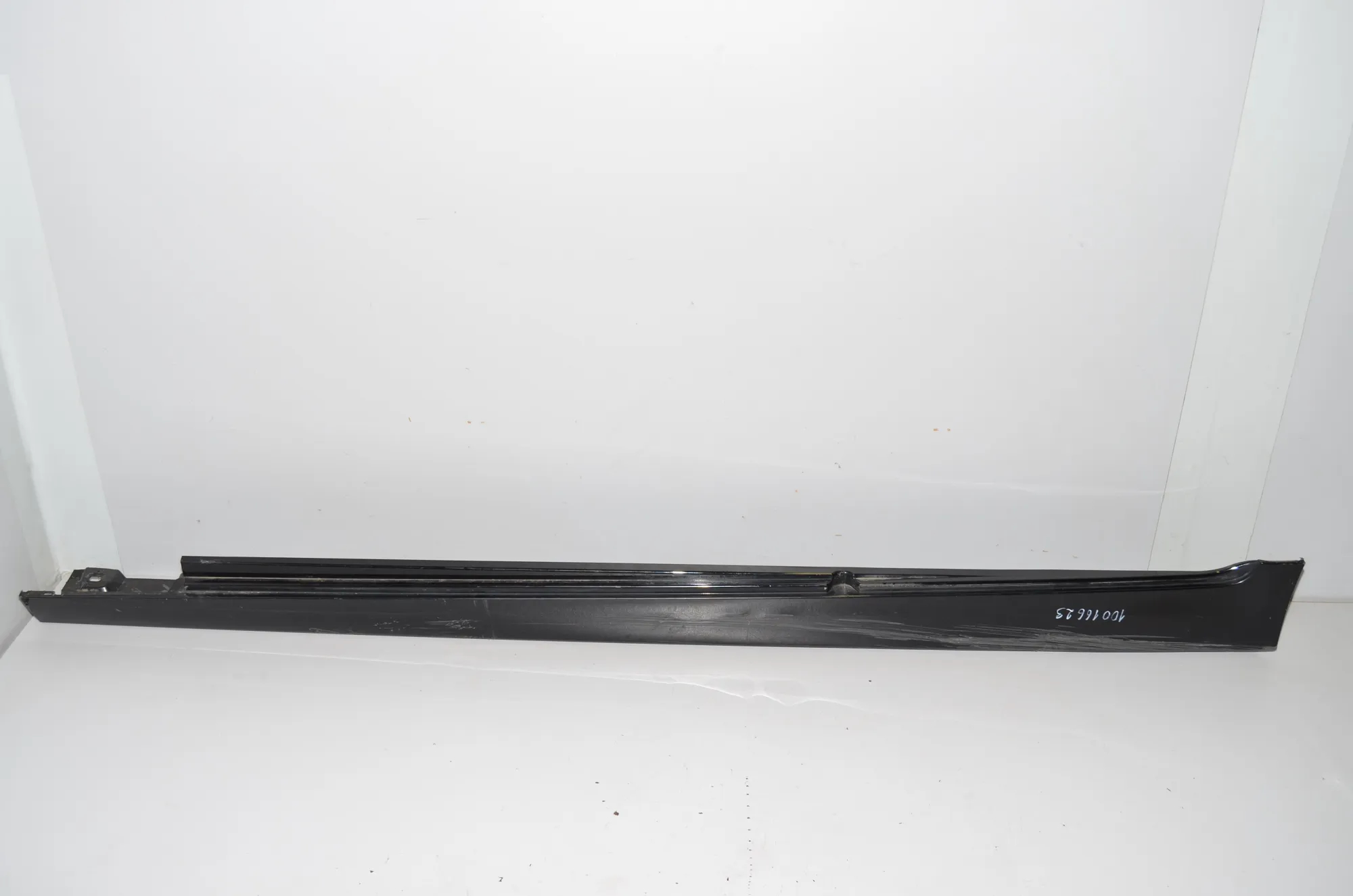 Left Side Plastic Sideskirt Cover – OEM 7207091 · BMW 5 (F10) 525 d 2012