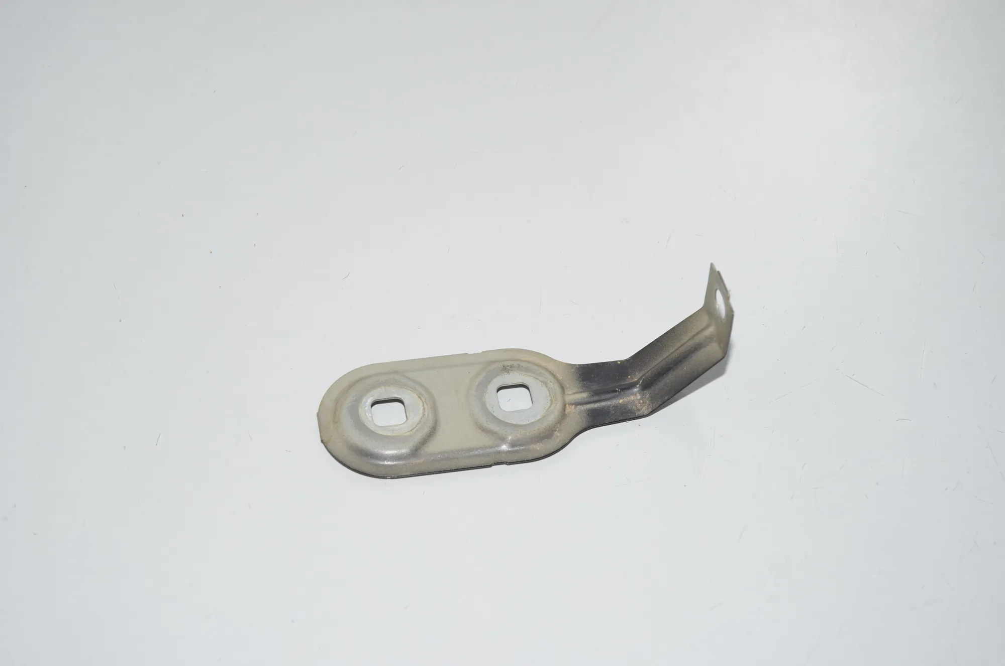 Front Right Fender Holder – OEM 7207206 · BMW 5 Touring (F11) 520 d 2010 – 2