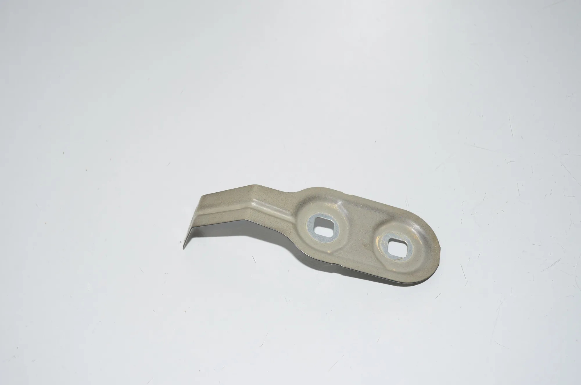 Front Right Fender Holder – OEM 7207206 · BMW 5 Touring (F11) 520 d 2010 – 4