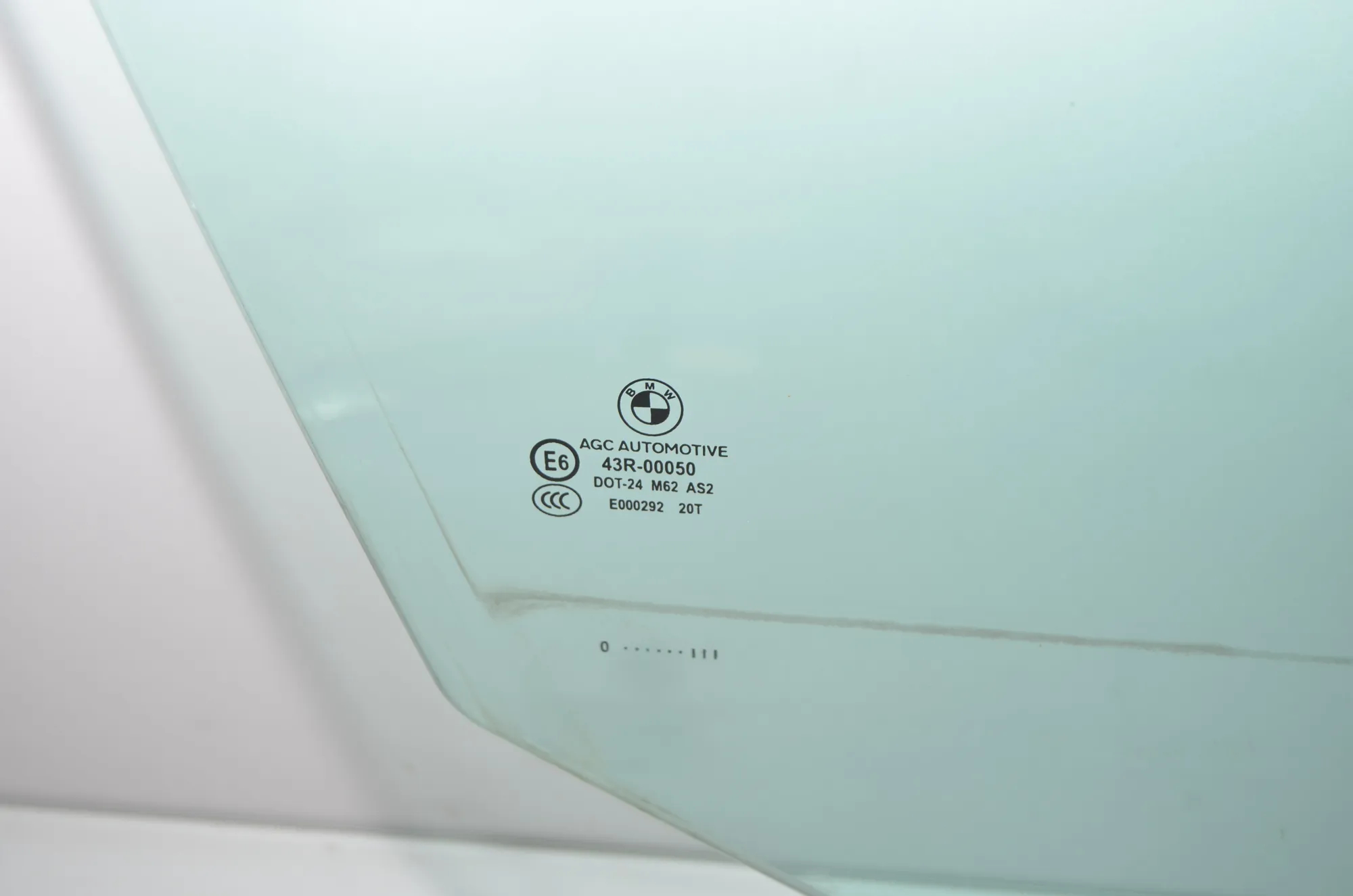 Front Right Door Window – OEM 7182110 · BMW 5 Touring (F11) 520 d 2010 – 4