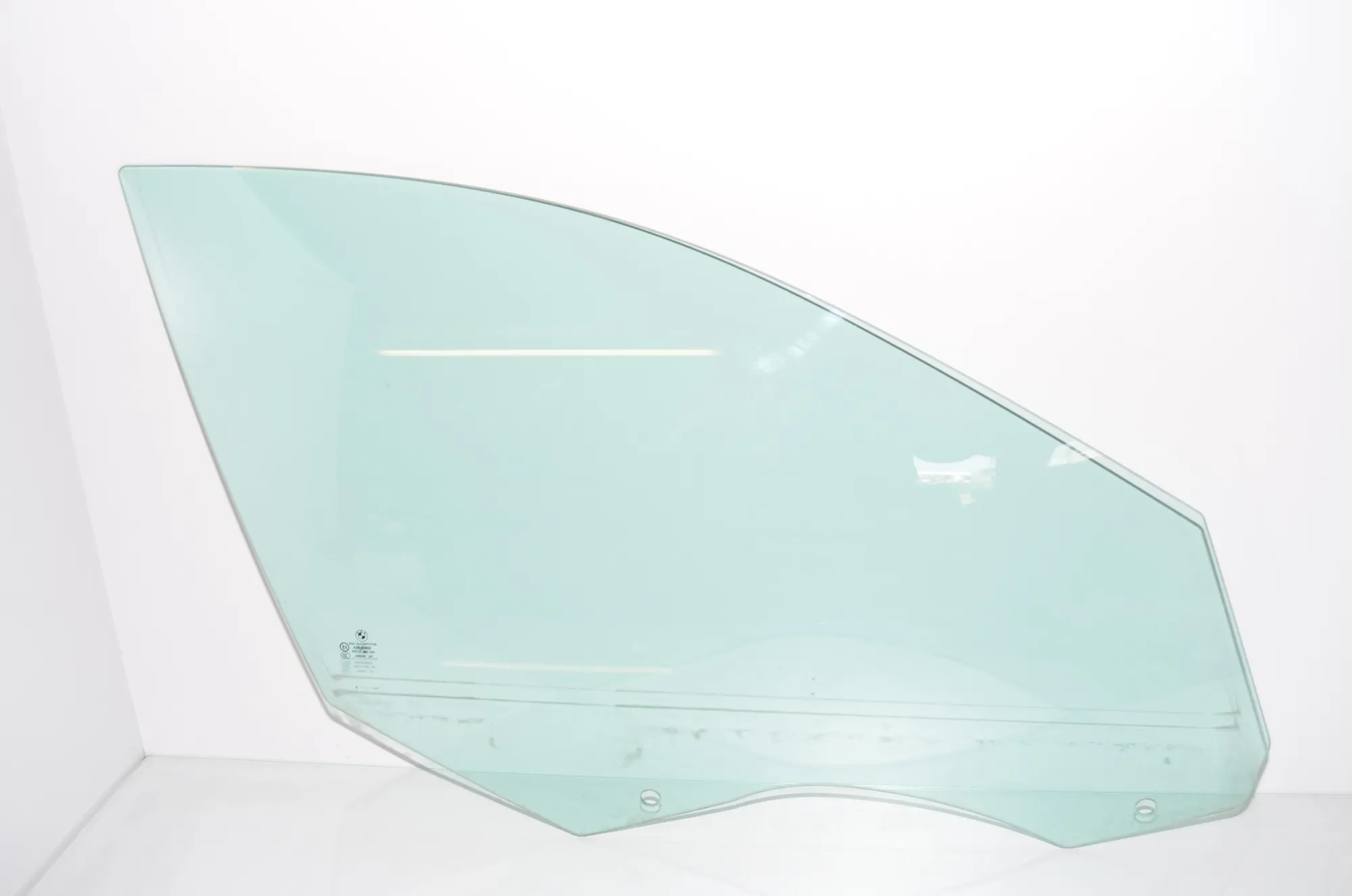 Front Right Door Window – OEM 7182110 · BMW 5 Touring (F11) 520 d 2010 – 3