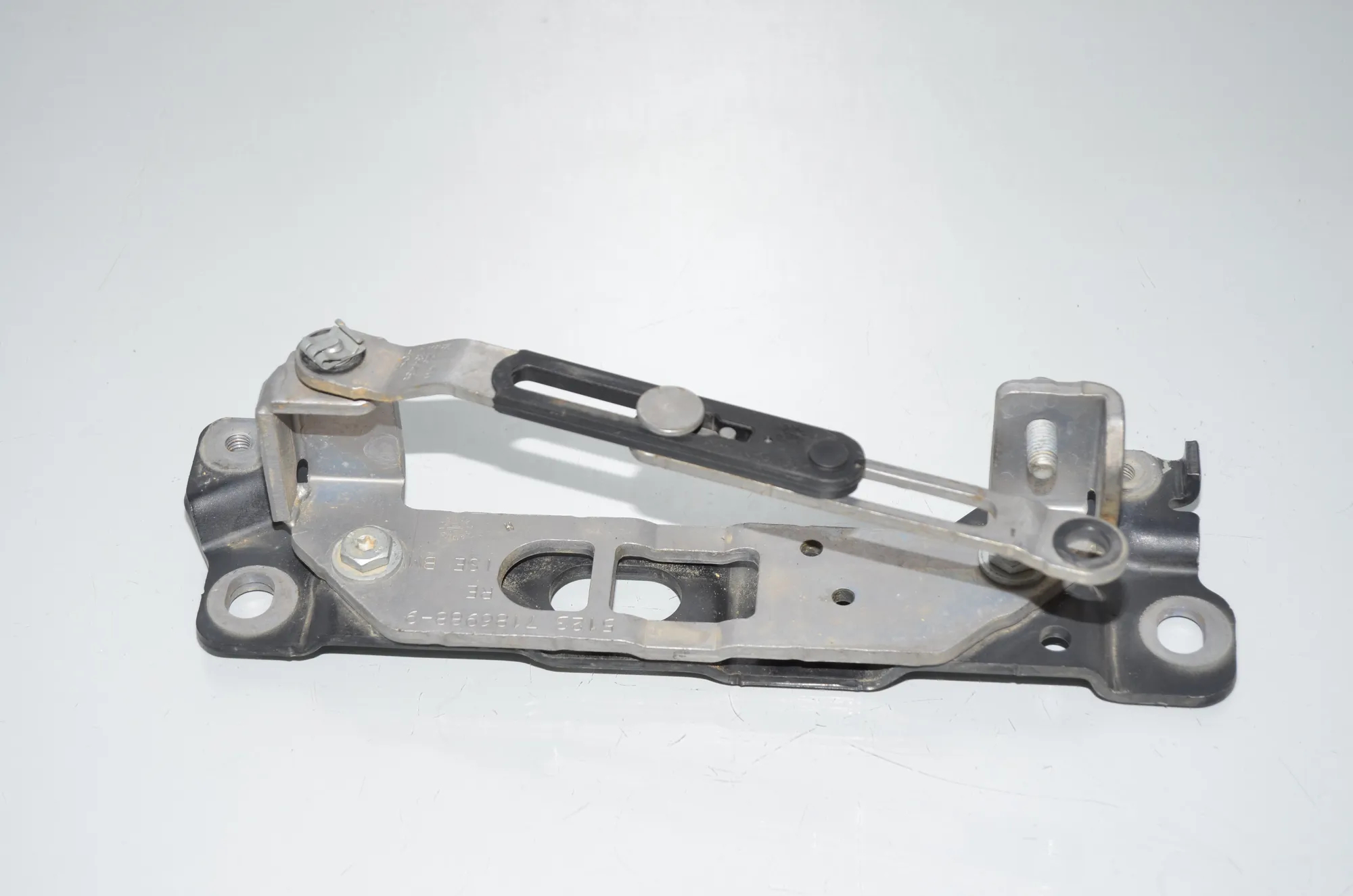 Bracket – OEM 7191328 · BMW 5 Touring (F11) 520 d 2010 – 2