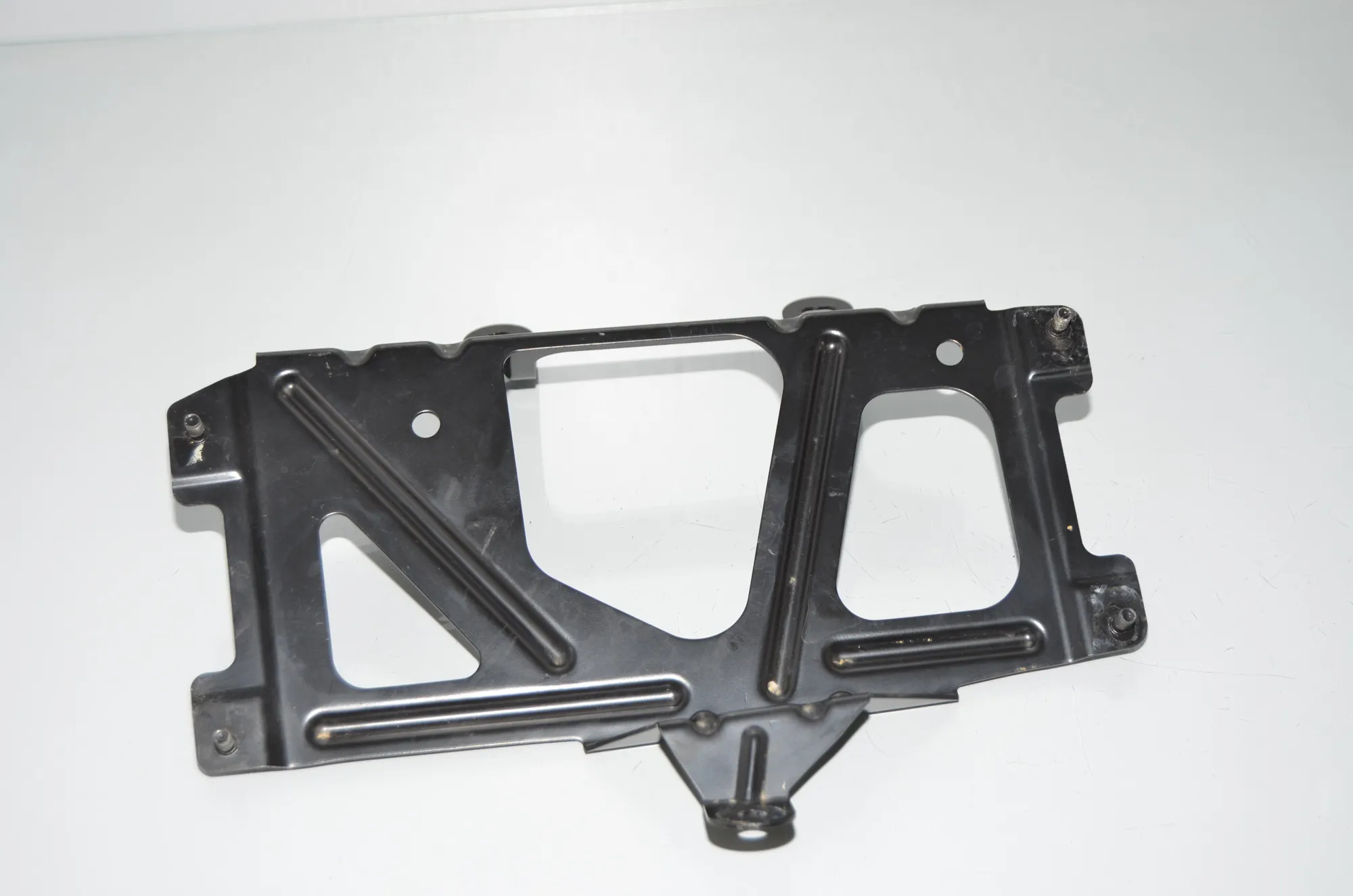 Bracket – OEM 9215493 · BMW 5 Touring (F11) 520 d 2010