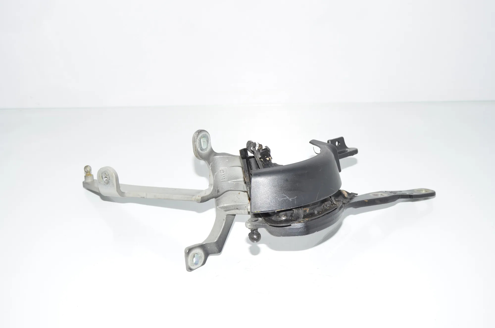 Right Side Bootlid Hinge – OEM 7206640 · BMW 5 Touring (F11) 520 d 2010 – 3