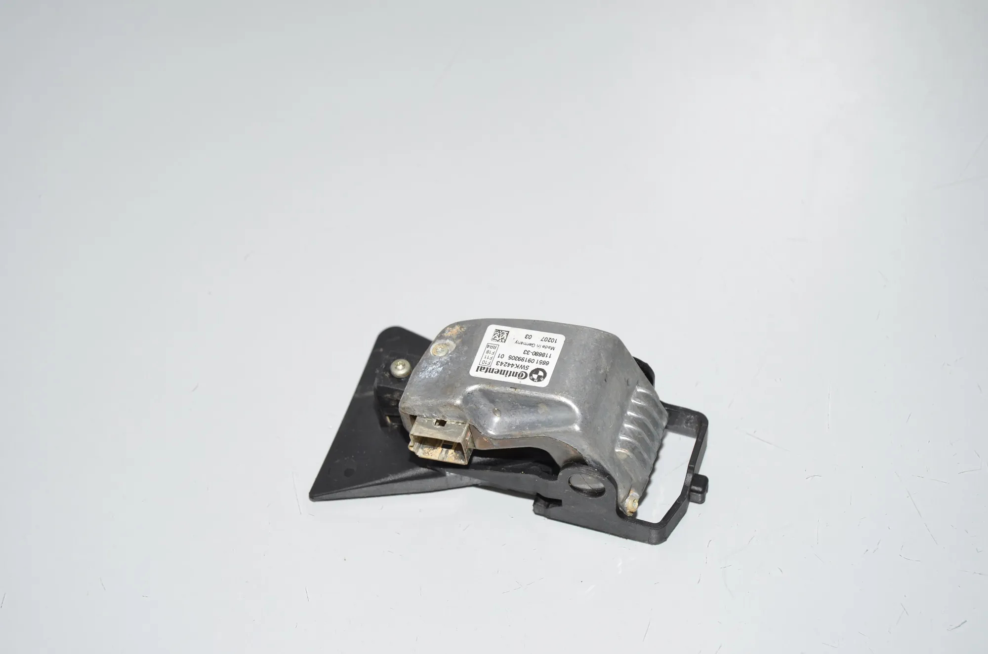 Front Camera – OEM 9199305 · BMW 5 Touring (F11) 520 d 2010 – 4