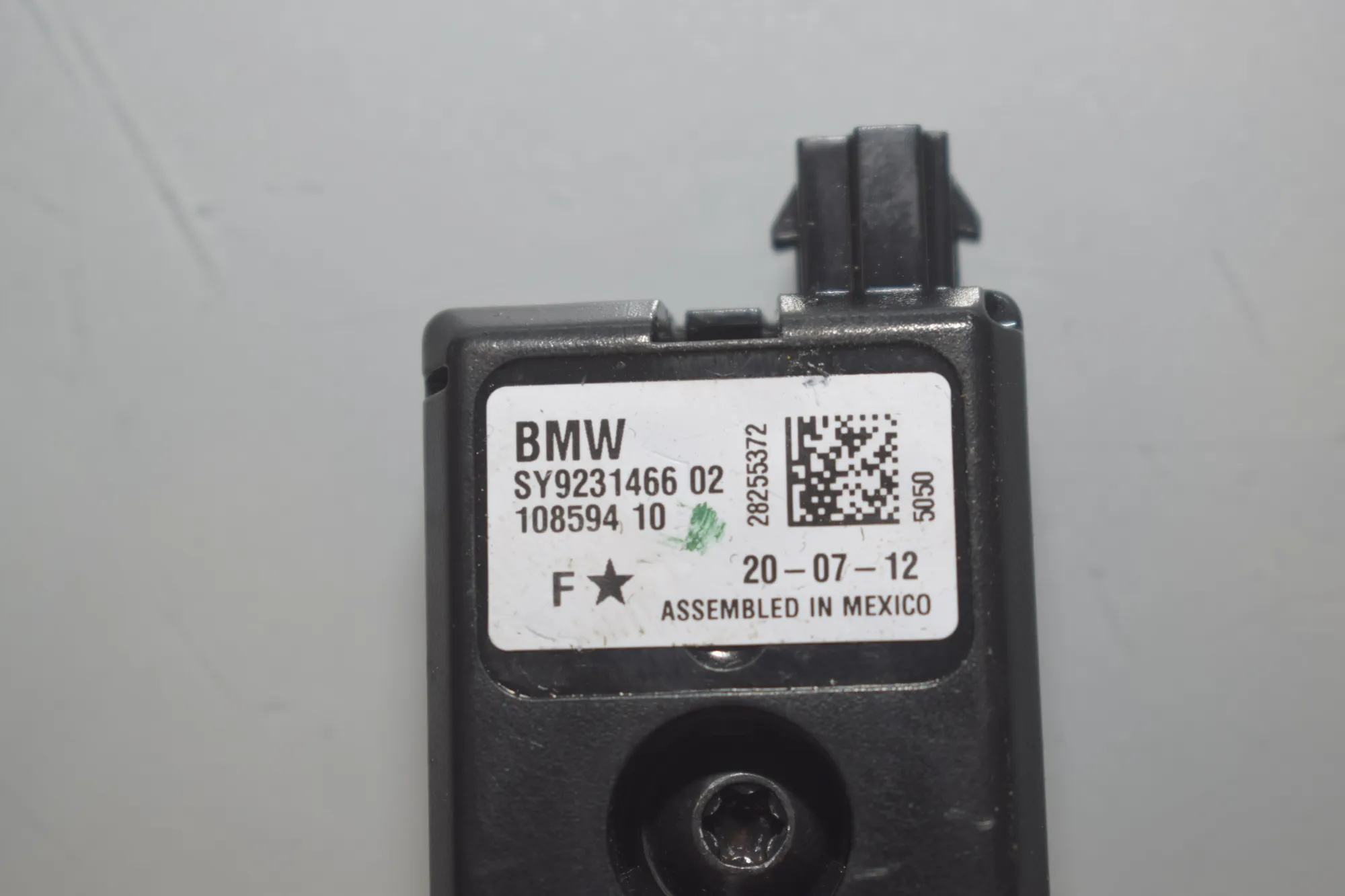 Antenna – OEM 9231466 · BMW 3 (F30, F80) 328 i xDrive 2012 – 6