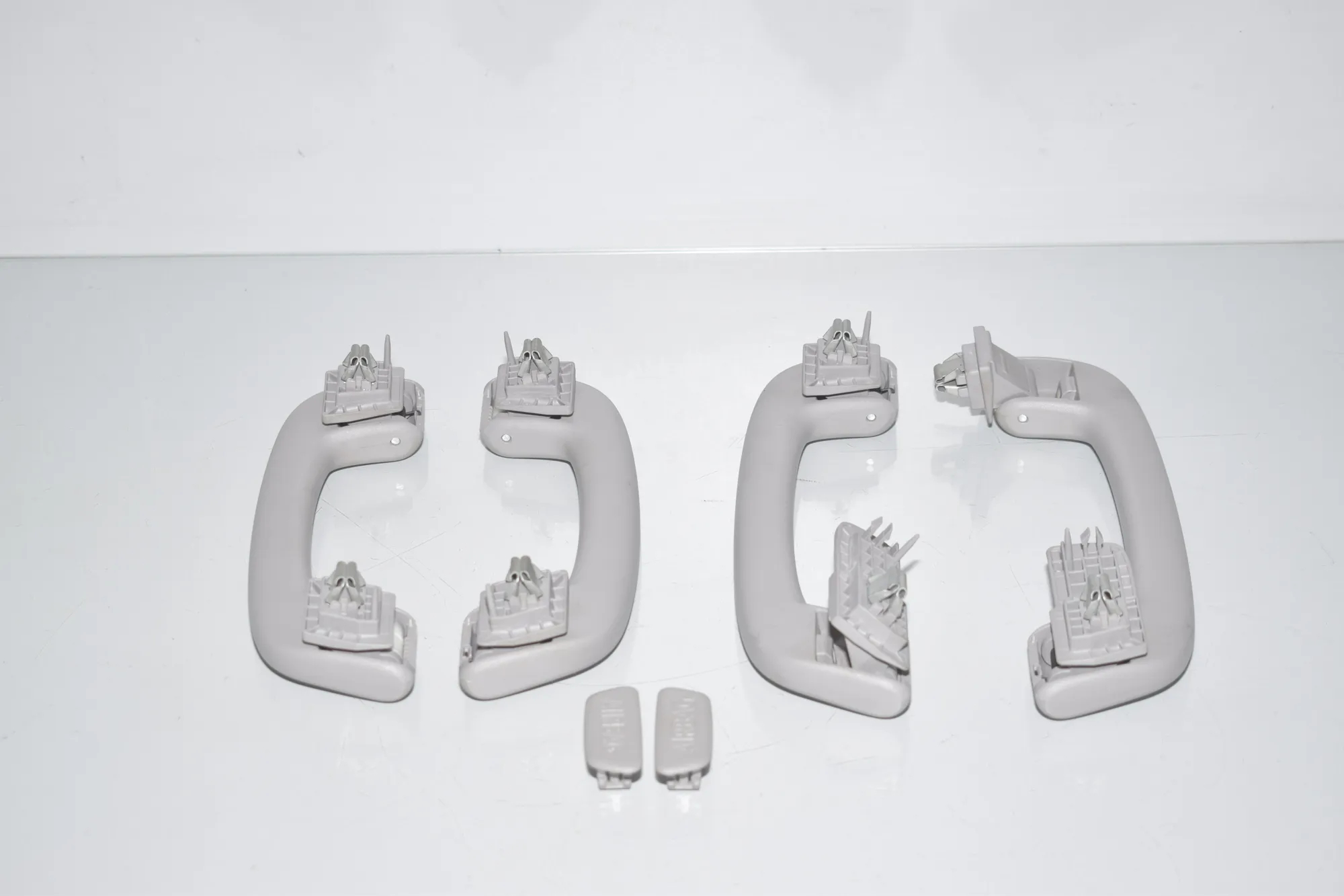 Interior Roof Handle Set – OEM 7495617 · BMW 3 (F30, F80) 328 i xDrive 2012 – 3