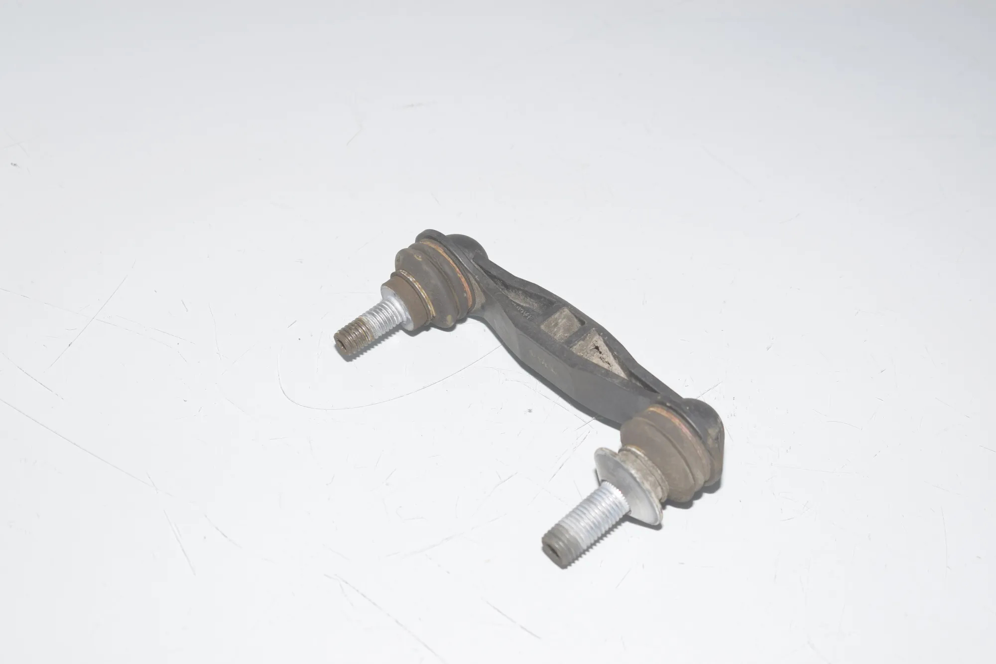 Rear Right Stabilizer Link – OEM 2450703 · BMW 6 Gran Coupe (F06) 640 d 2013 – 4