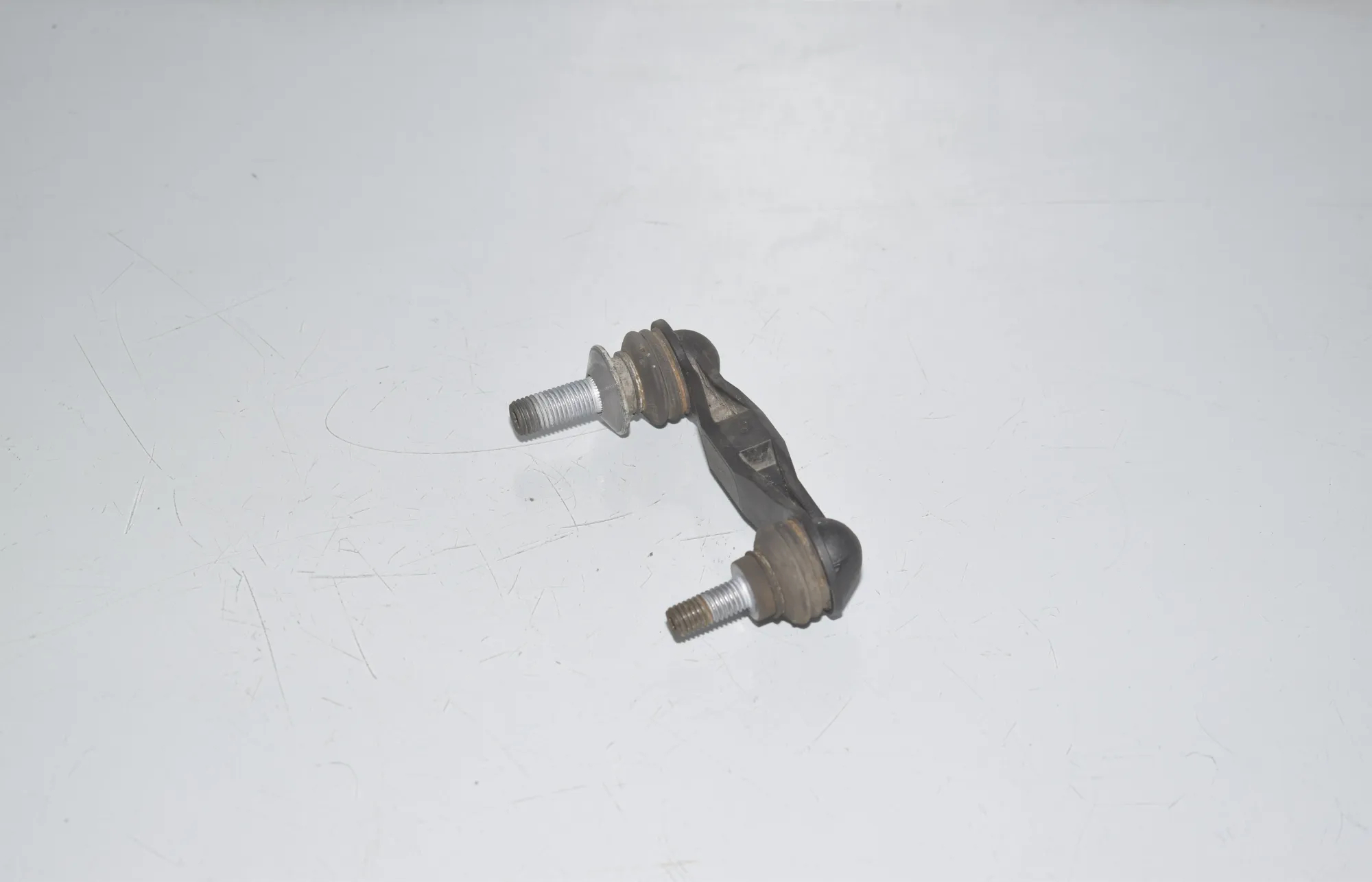 Rear Right Stabilizer Link – OEM 2450703 · BMW 6 Gran Coupe (F06) 640 d 2013 – 2
