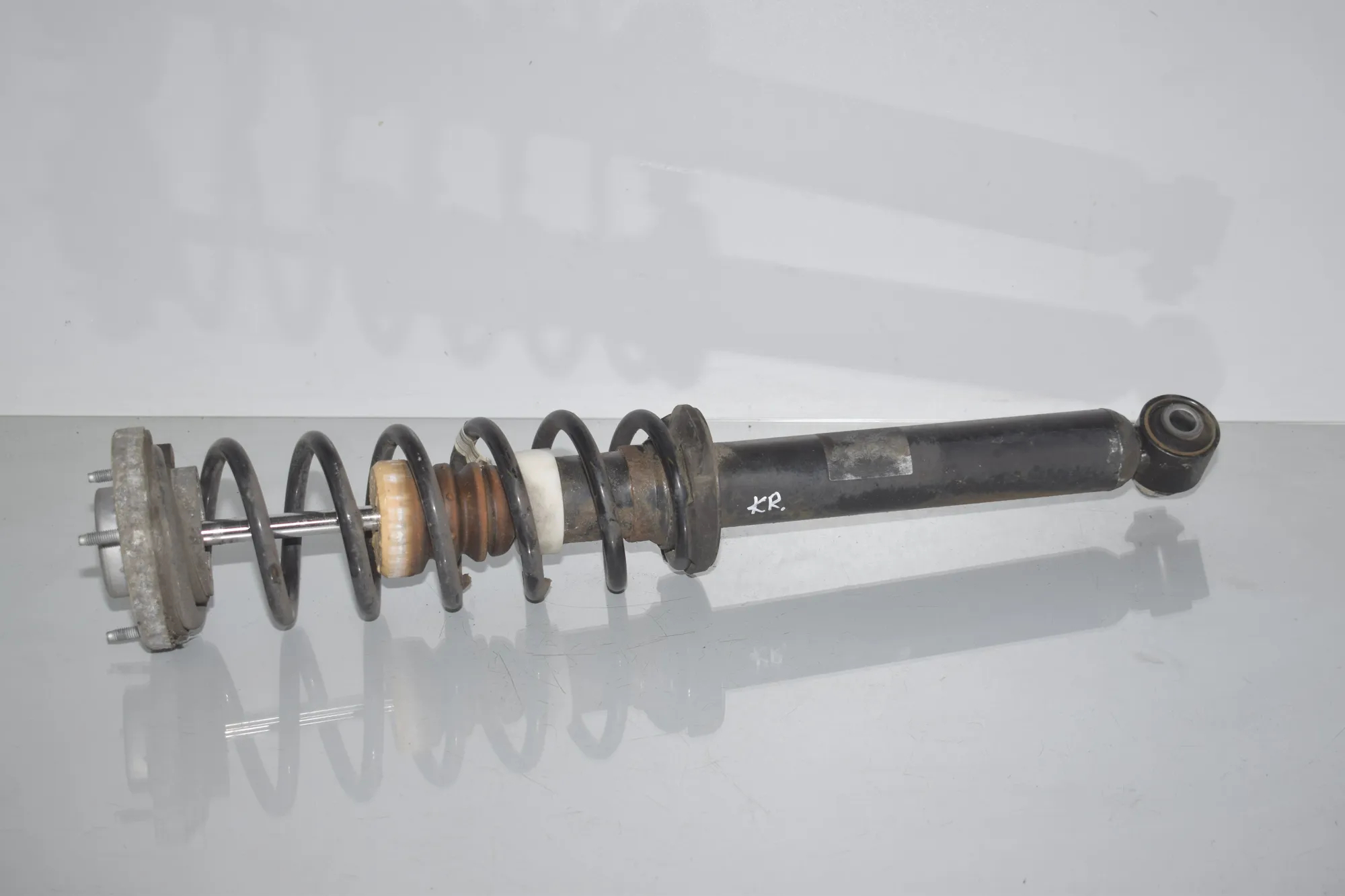 Rear Left Shock Absorber – OEM 6789386 · BMW 6 Gran Coupe (F06) 640 d 2013 – 2