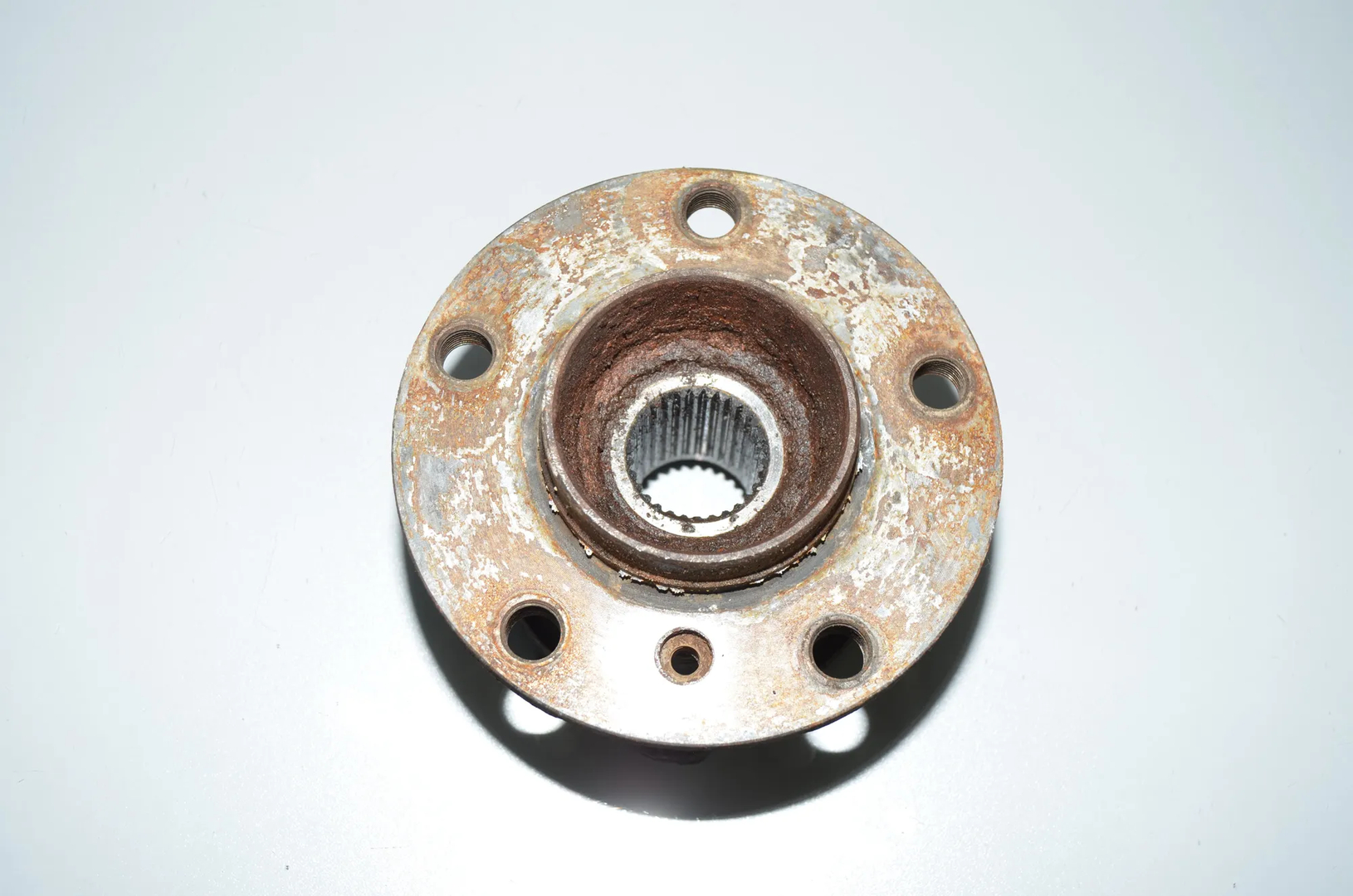 Rear Left Wheel Bearing – OEM 6777844 · BMW 5 (F10) 530 d 2010