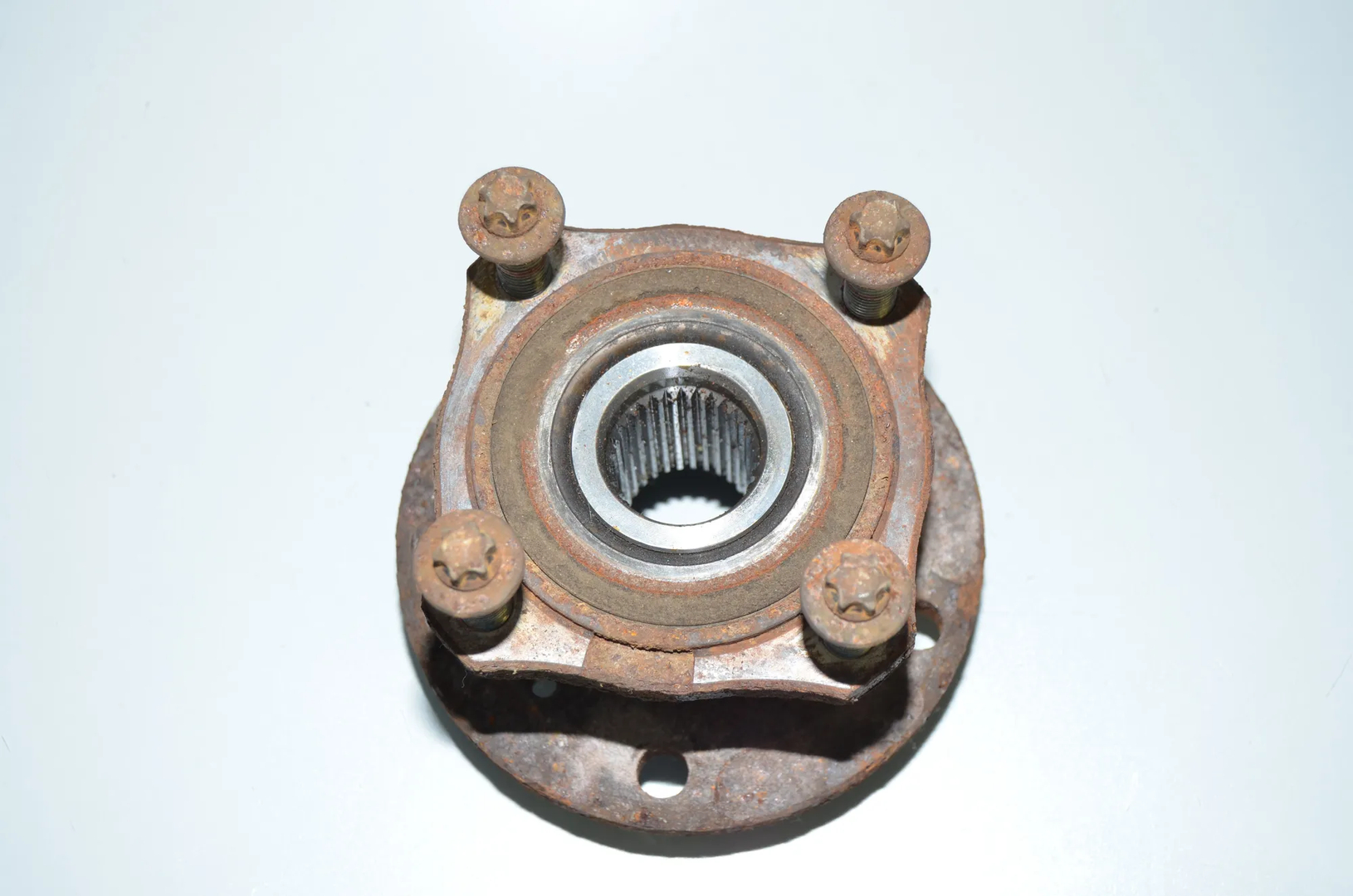 Rear Left Wheel Bearing – OEM 6867815 · BMW X3 (F25) xDrive 35 d 2013 – 4