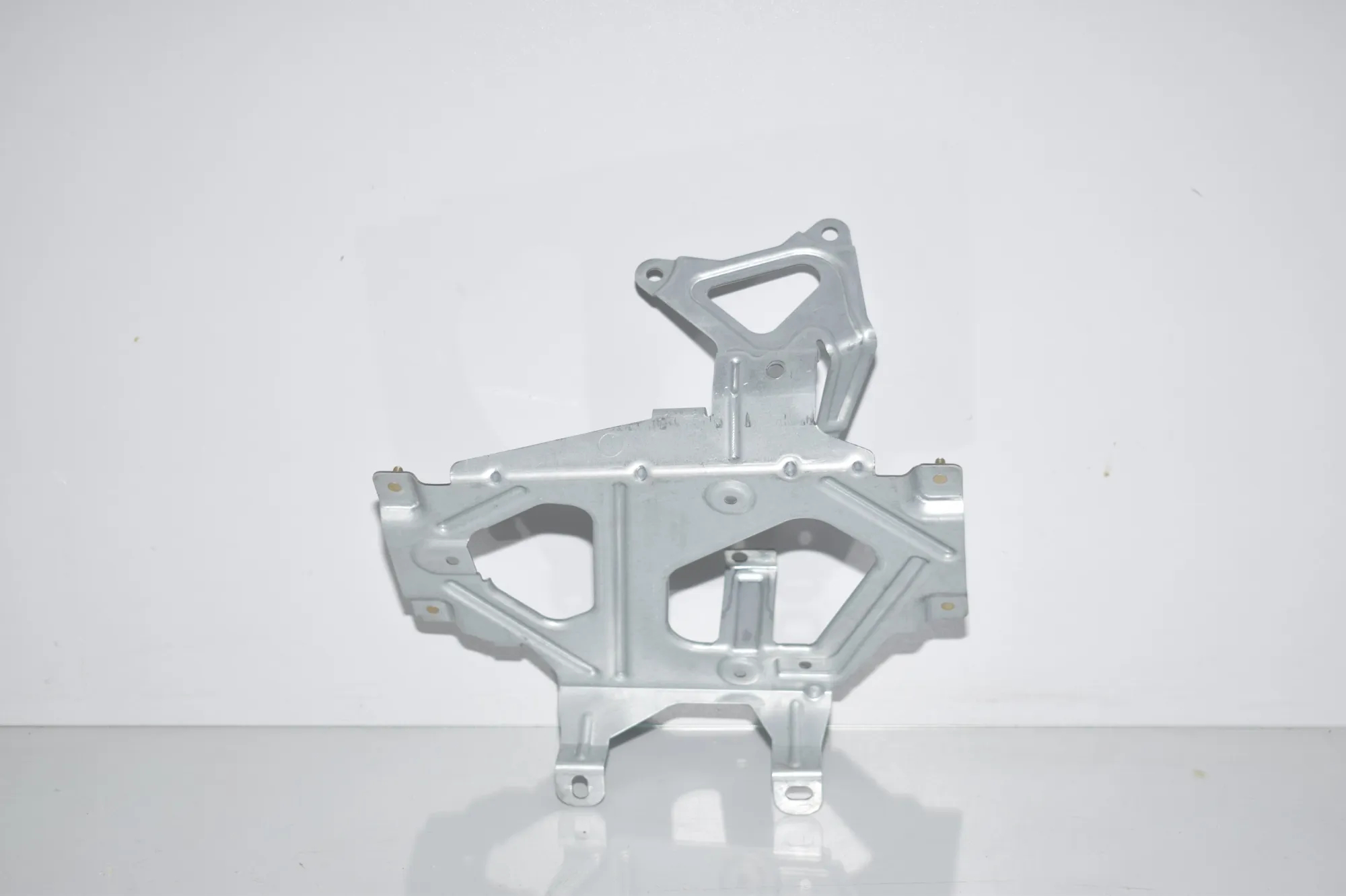 Bracket – OEM 9237830 · BMW 6 Gran Coupe (F06) 640 d 2013 – 4