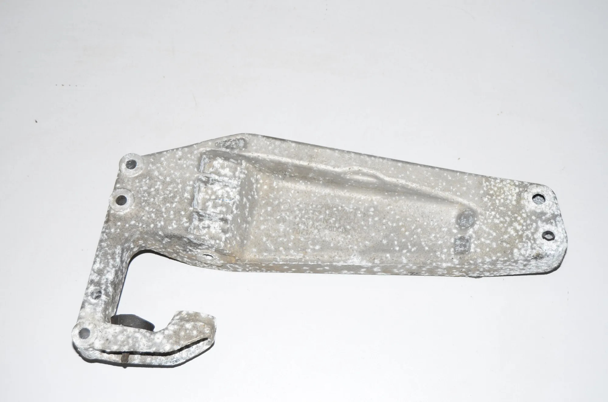 Gearbox Mount Bracket – OEM 6786567 · BMW X3 (F25) xDrive 35 d 2013