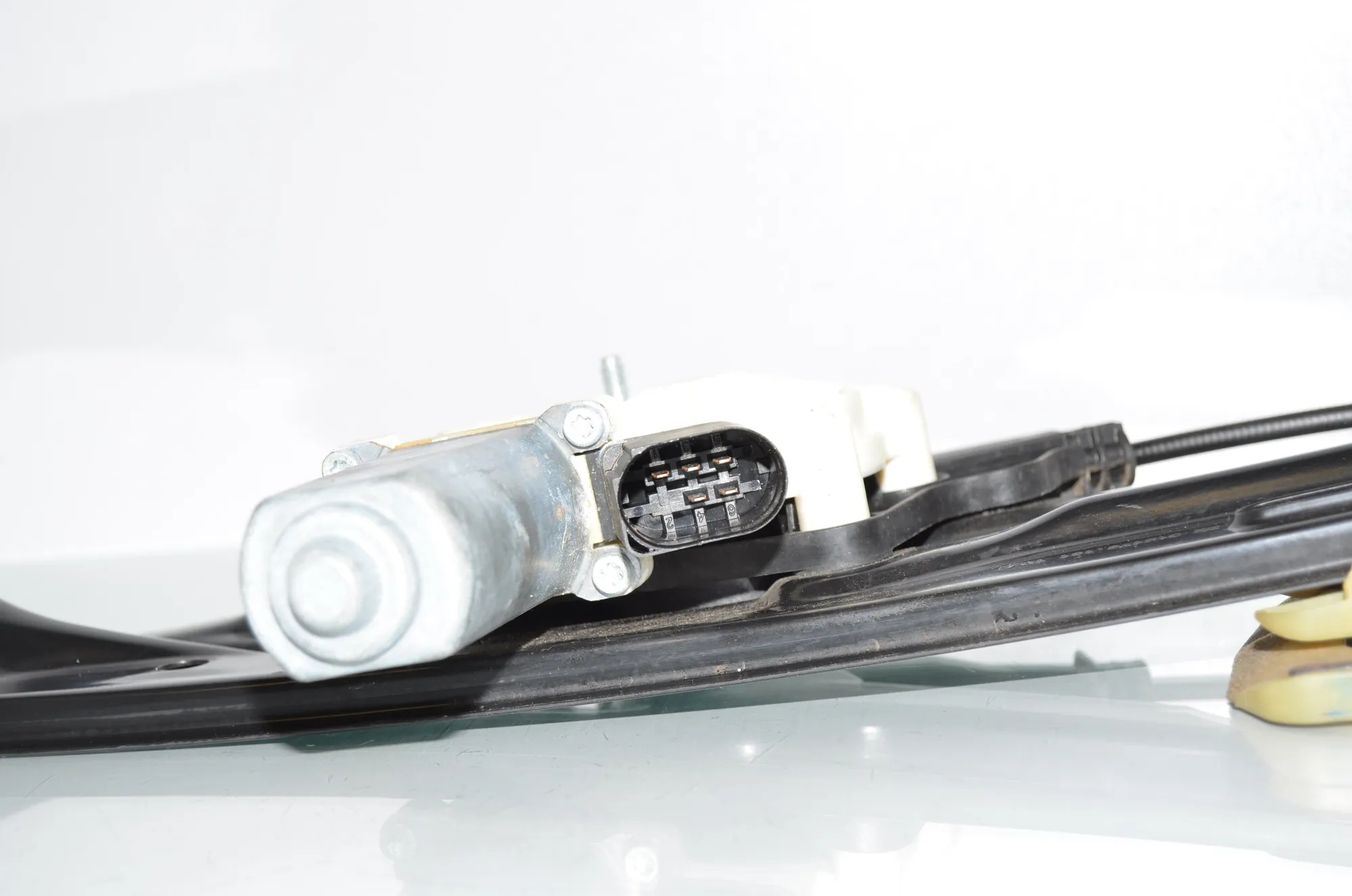 Rear Right Window Regulator – OEM 7322748 · BMW X3 (F25) xDrive 35 d 2013 – 5