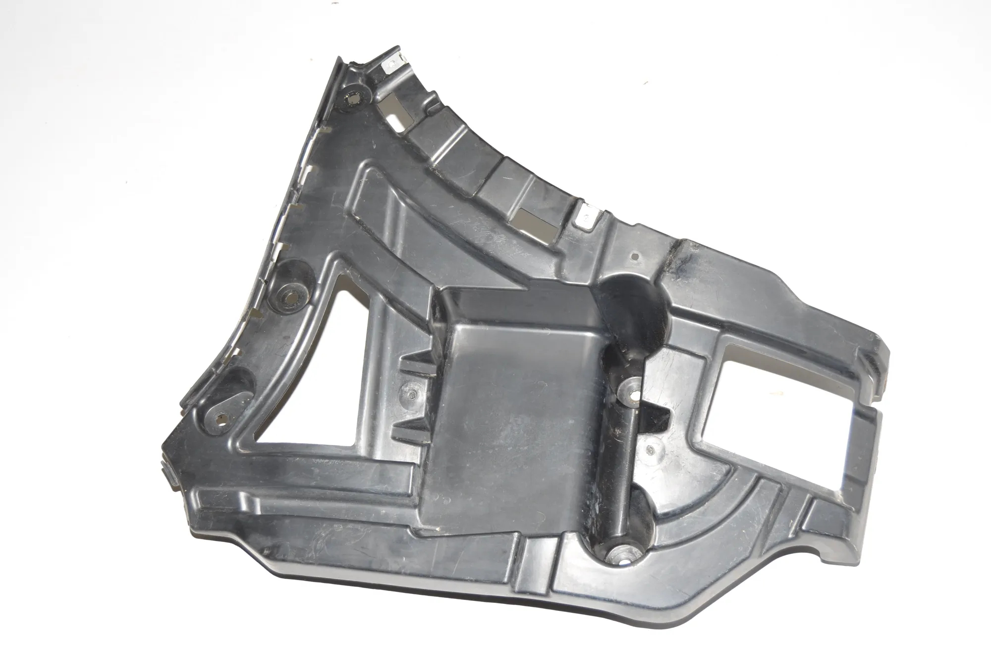 Rear Right Bumper Bracket – OEM 7210078 · BMW X3 (F25) xDrive 35 d 2013
