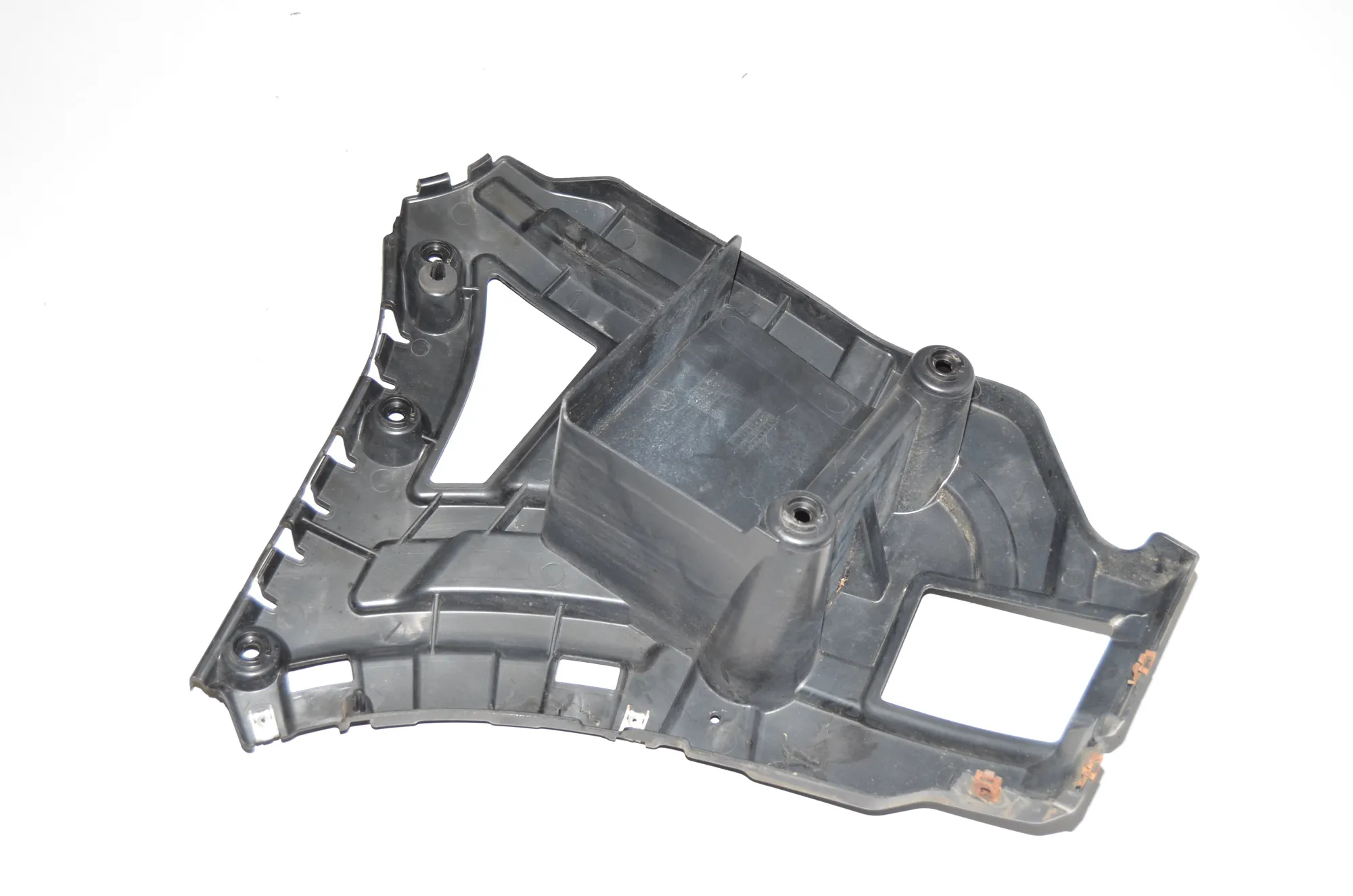 Rear Right Bumper Bracket – OEM 7210078 · BMW X3 (F25) xDrive 35 d 2013 – 4