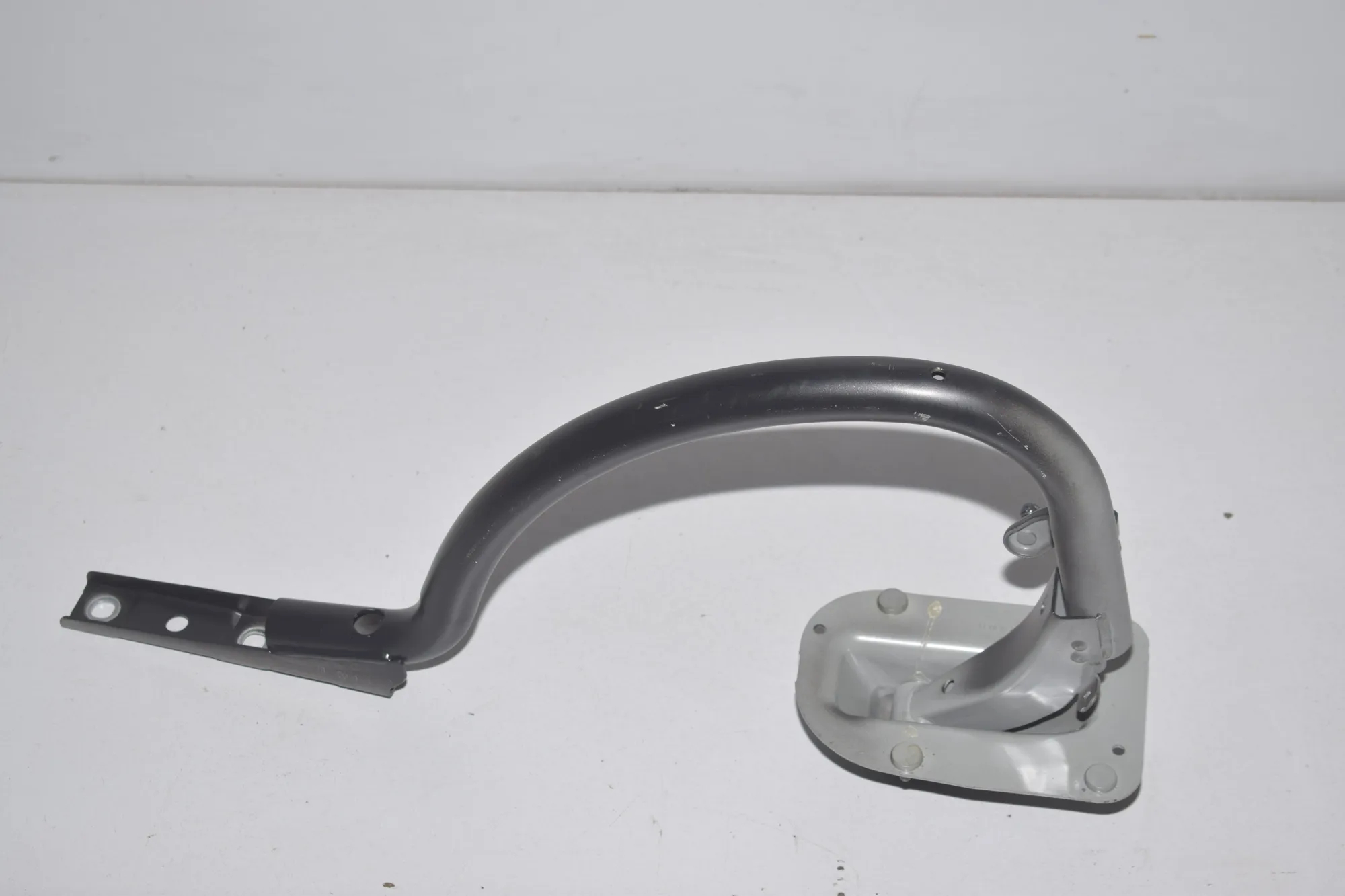 Left Side Bootlid Hinge – OEM 7275641 · BMW 6 Gran Coupe (F06) 640 d 2013 – 4