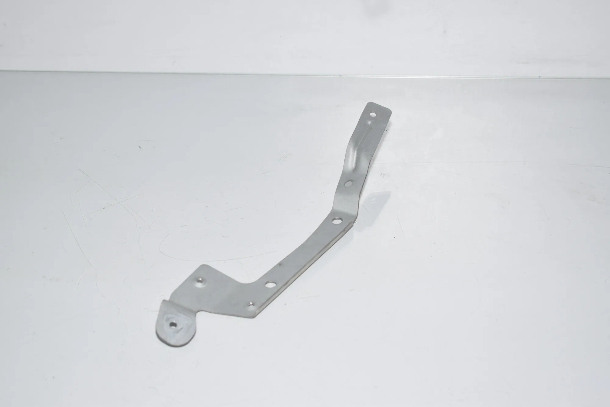 Bracket – OEM 7277136 · BMW 6 Gran Coupe (F06) 640 d 2013 – 2