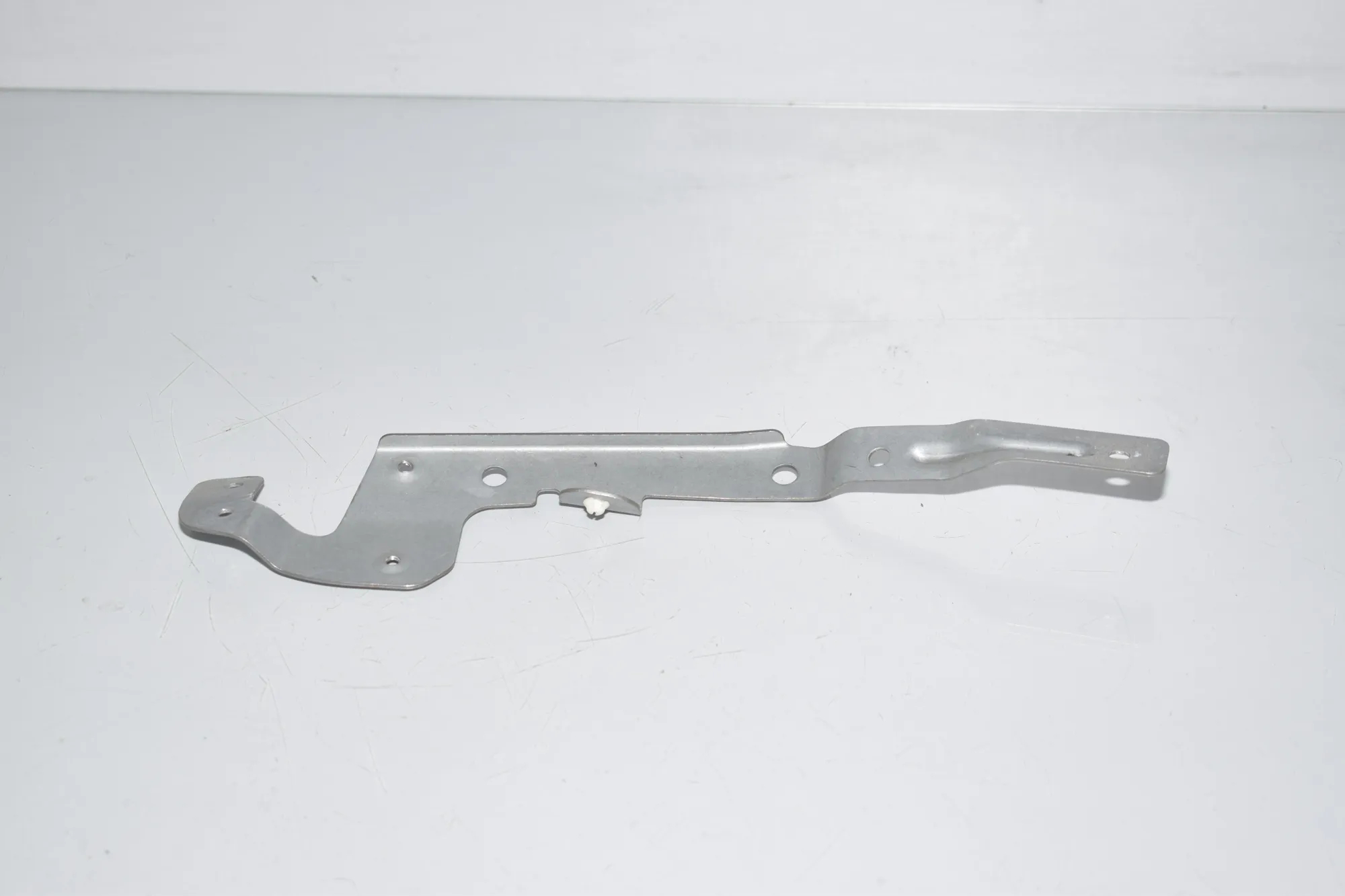 Bracket – OEM 7277135 · BMW 6 Gran Coupe (F06) 640 d 2013 – 4