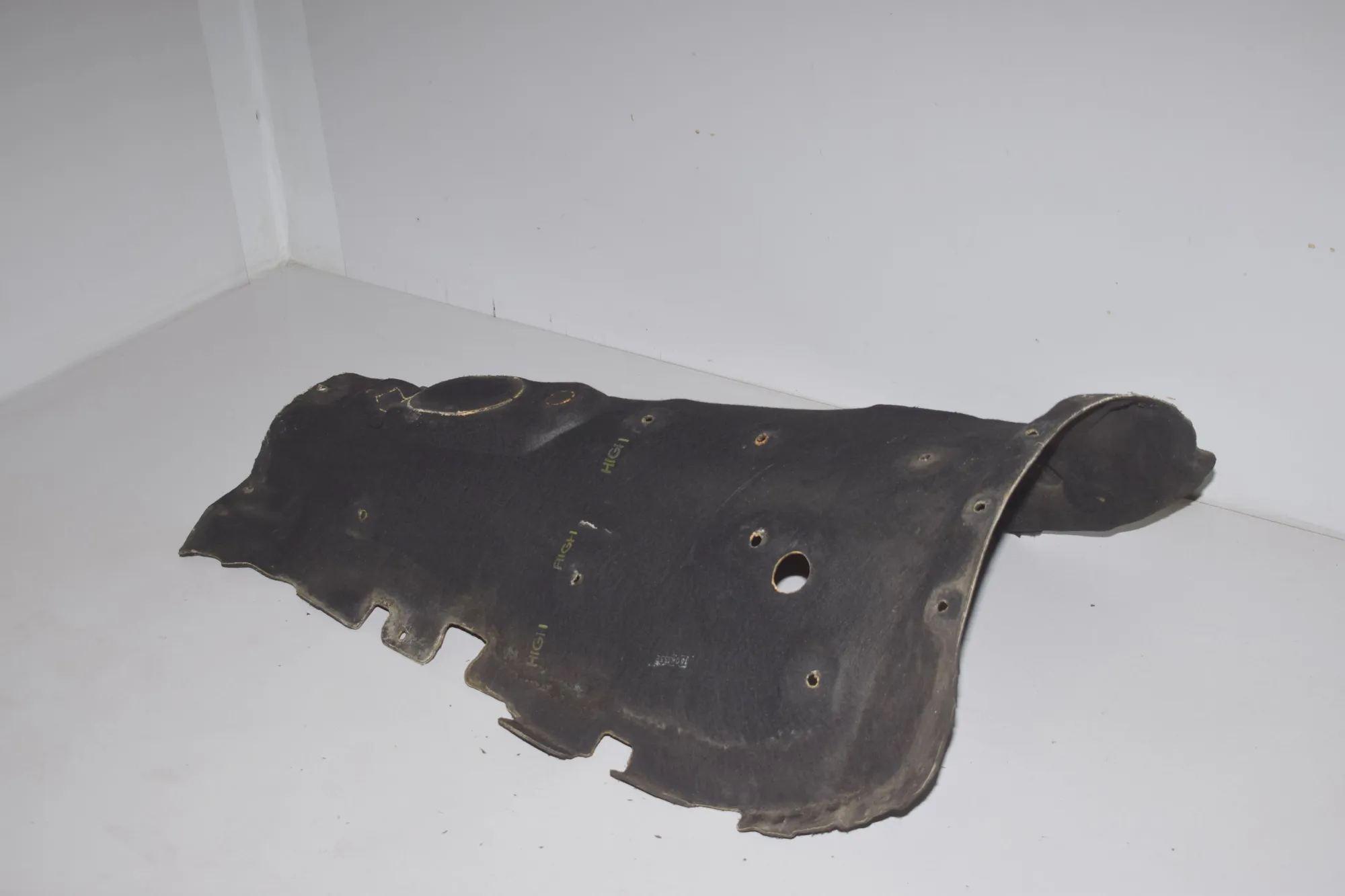 Other Underbody Cover – OEM 6989303 · BMW 6 Gran Coupe (F06) 640 d 2013 – 2