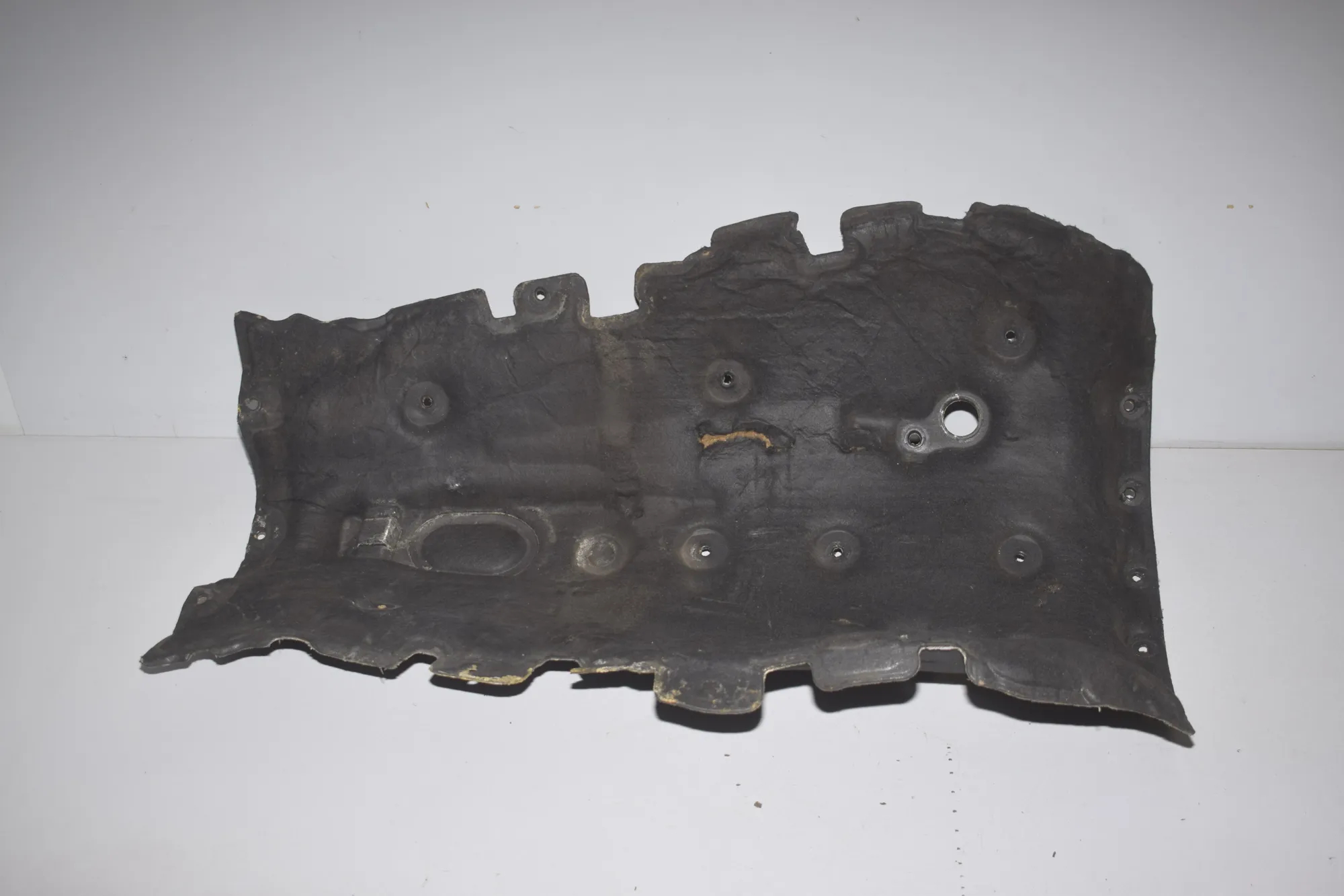 Other Underbody Cover – OEM 6989303 · BMW 6 Gran Coupe (F06) 640 d 2013 – 3