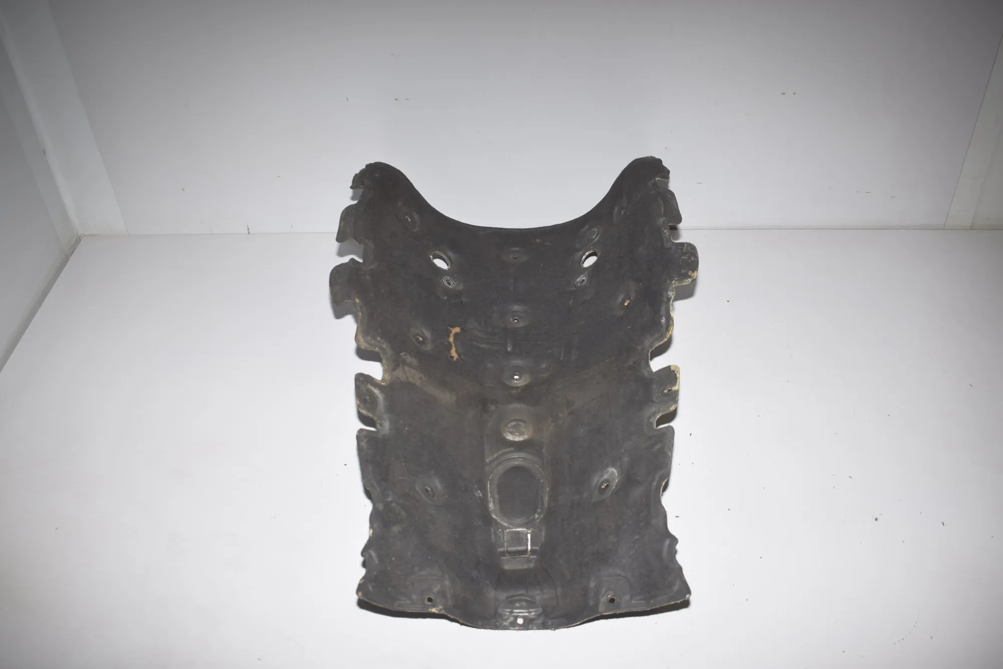 Other Underbody Cover – OEM 6989303 · BMW 6 Gran Coupe (F06) 640 d 2013 – 4