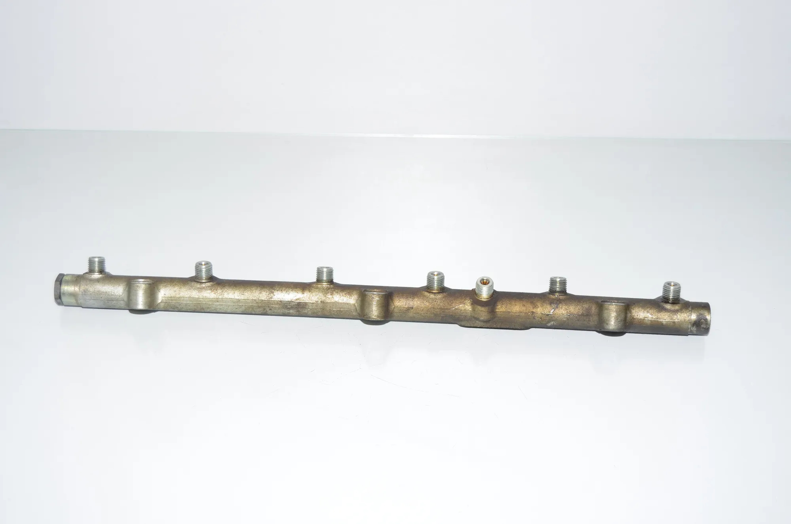 Fuel Rail – OEM 0445216002 · BMW 5 (E39) 530 d 2000 – 2