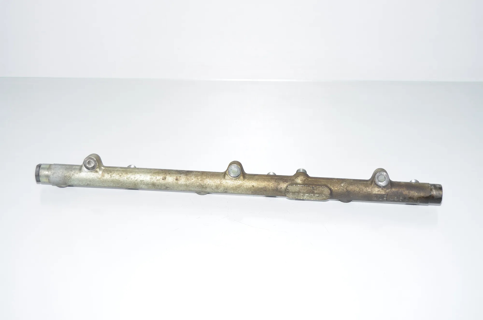 Fuel Rail – OEM 0445216002 · BMW 5 (E39) 530 d 2000 – 3