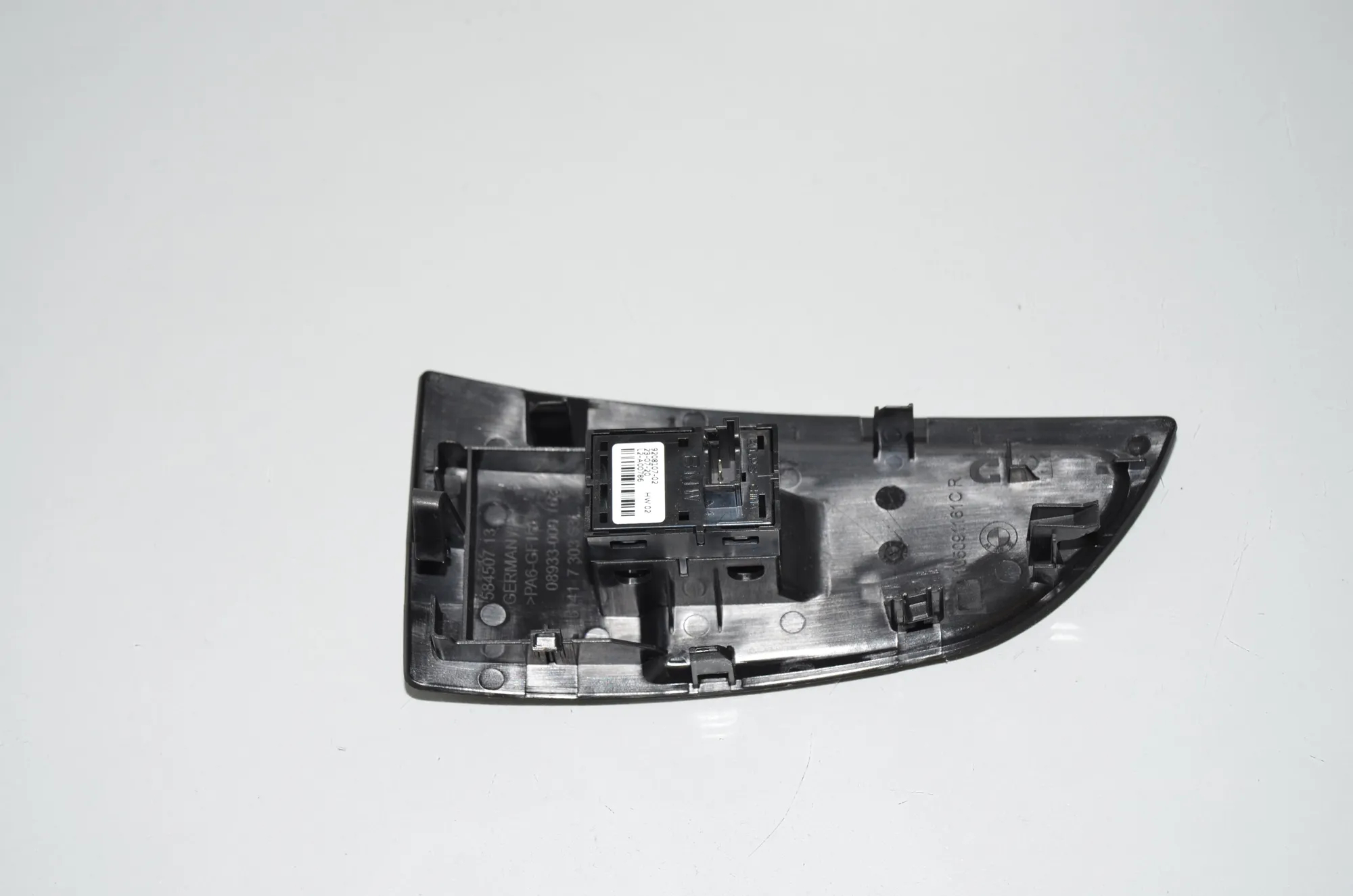 Front Right Door Window Switch – OEM 9208107 · BMW i3 (I01) s Electric 2020 – 3