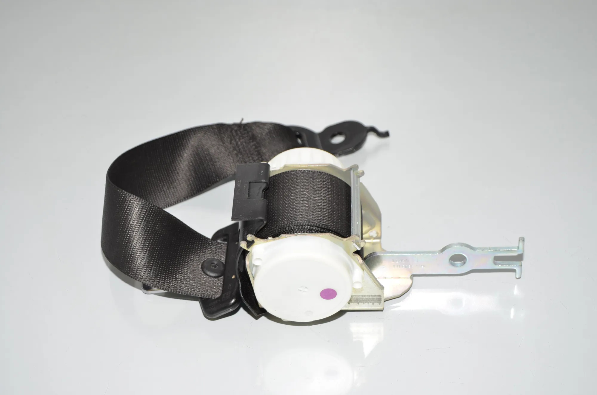 Rear Left Seatbelt – OEM 9163237 · BMW 5 (F10) 525 d 2012