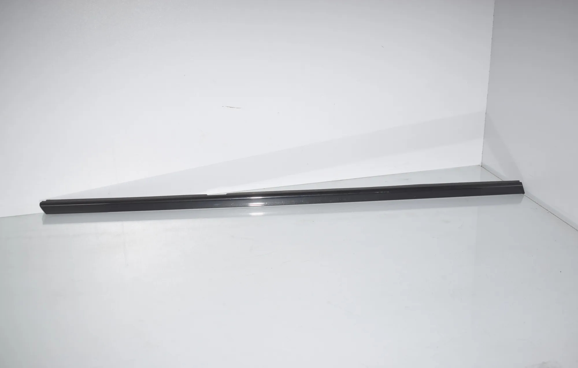 Rear Right Door Window Strip – OEM 7291916 · BMW 6 Gran Coupe (F06) 640 d 2013 – 3