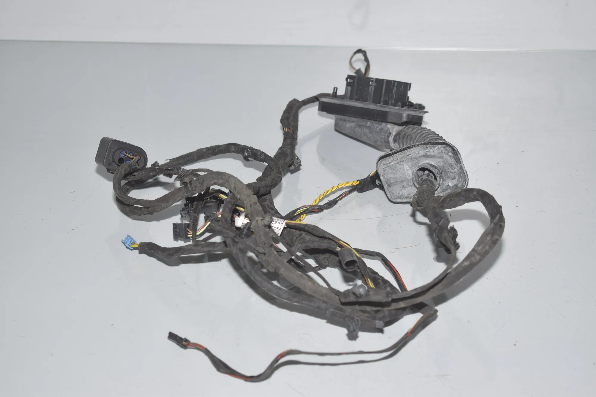Rear Left Door Wiring – OEM 9255415 · BMW 6 Gran Coupe (F06) 640 d 2013 – 2