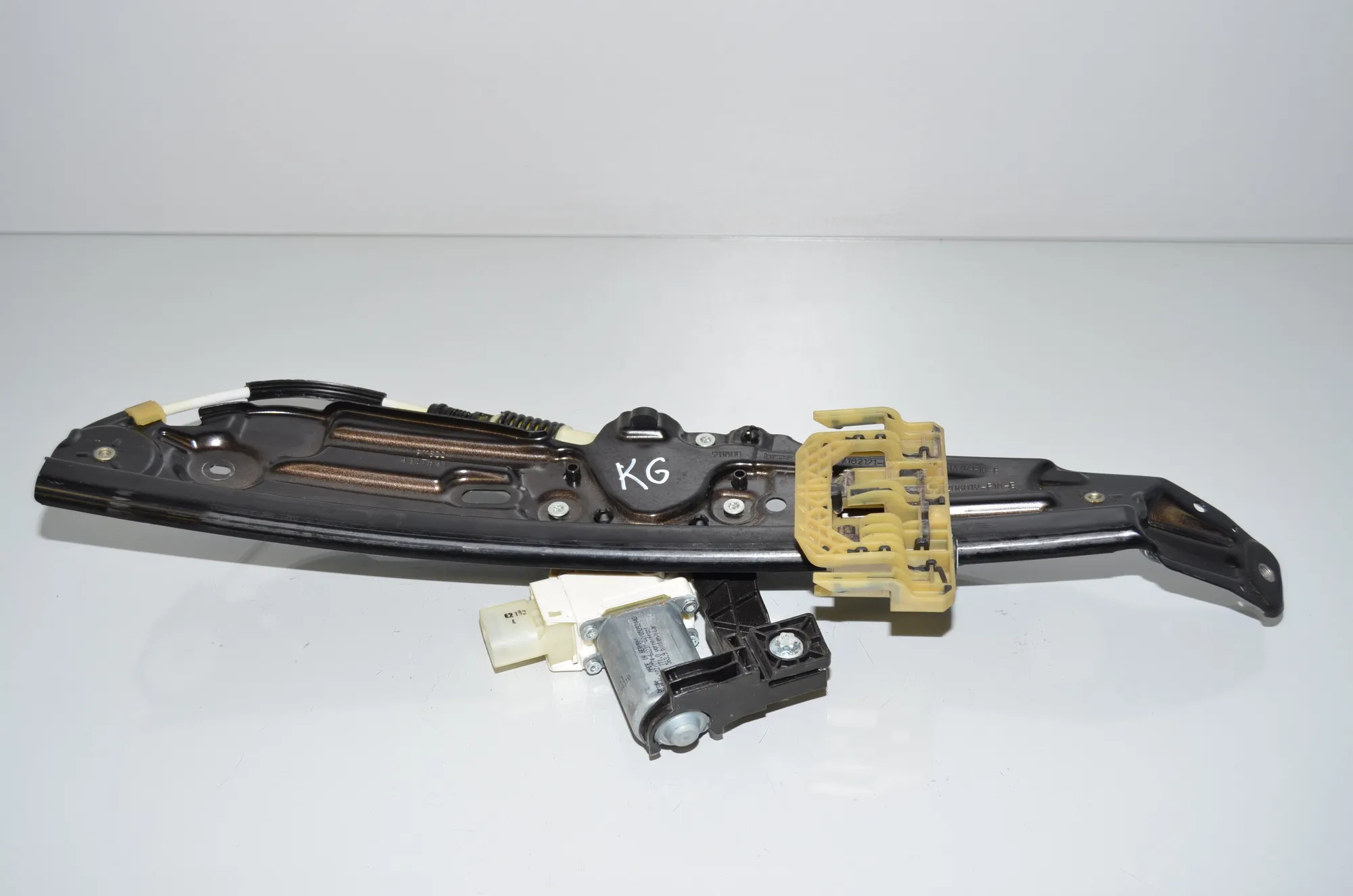 Rear Left Door Window Regulator – OEM 7182613 · BMW 5 (F10) 525 d 2012 – 4