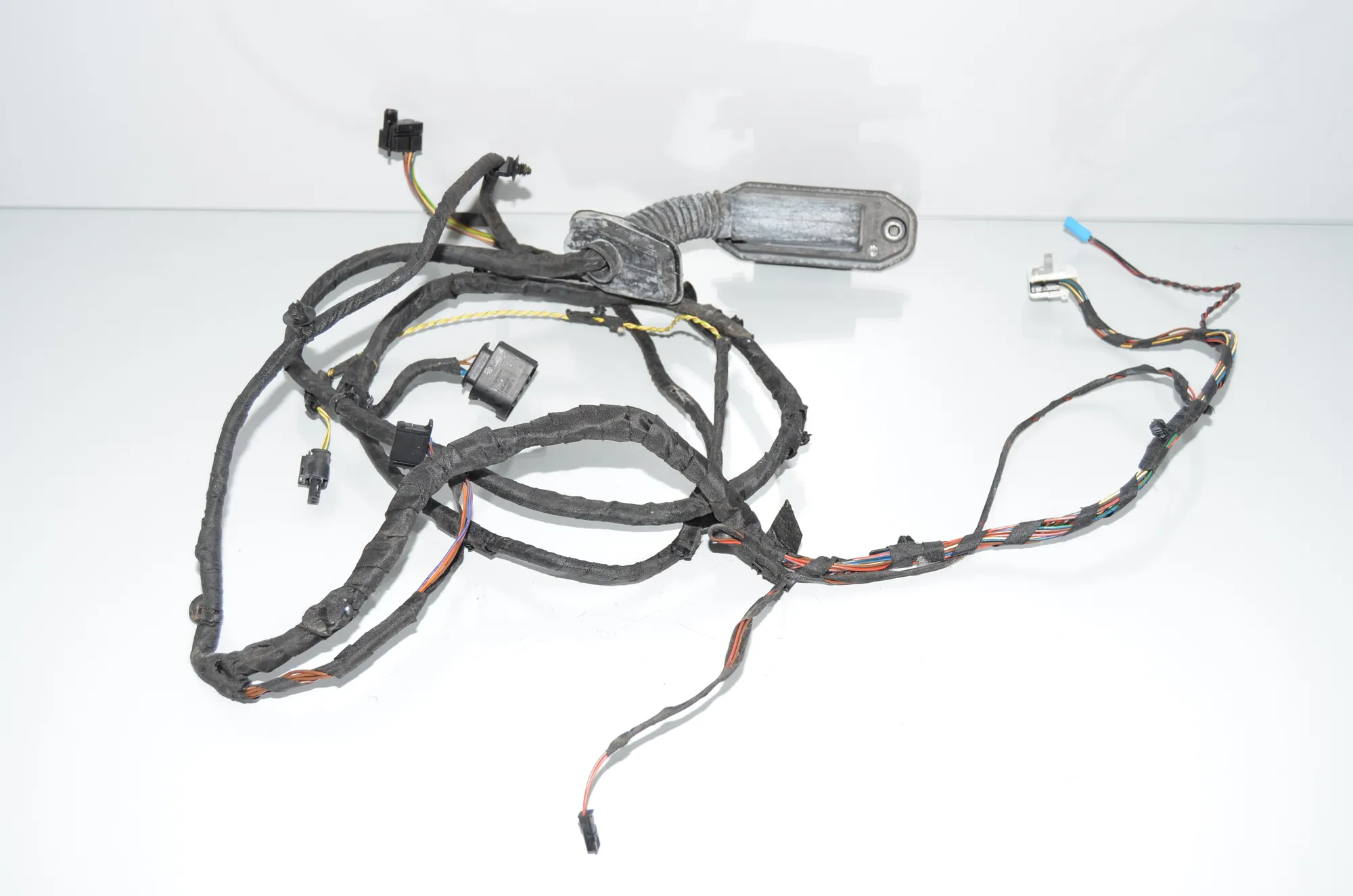 Front Left Door Wiring – OEM 9273427 · BMW 5 (F10) 525 d 2012 – 4