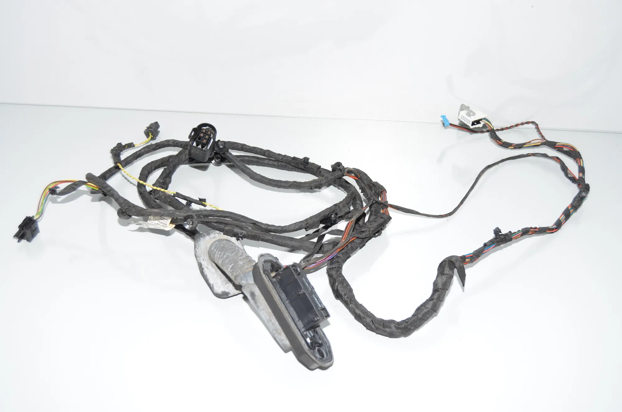 Front Left Door Wiring – OEM 9273427 · BMW 5 (F10) 525 d 2012