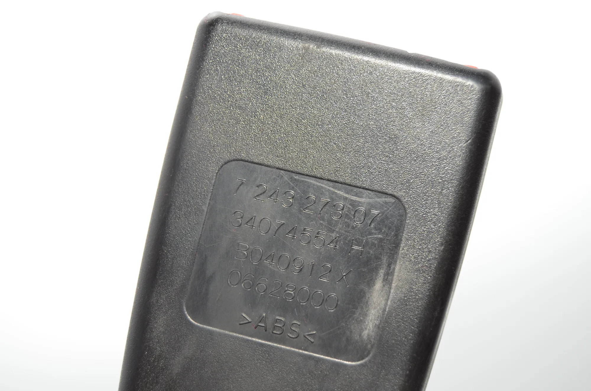 Rear Left Seat Buckle – OEM 7243273 · BMW 5 (F10) 525 d 2012 – 5