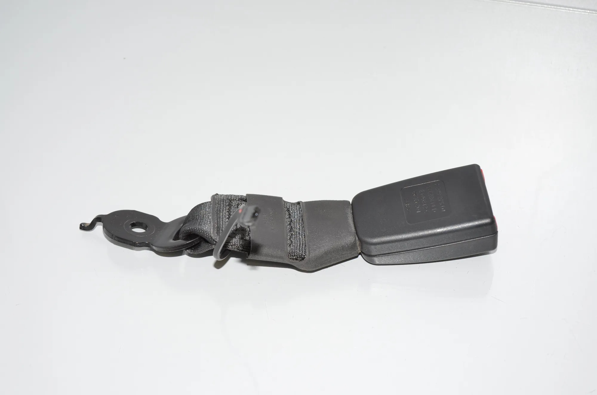 Rear Middle Seat Buckle – OEM 7243275 · BMW 5 (F10) 525 d 2012 – 2
